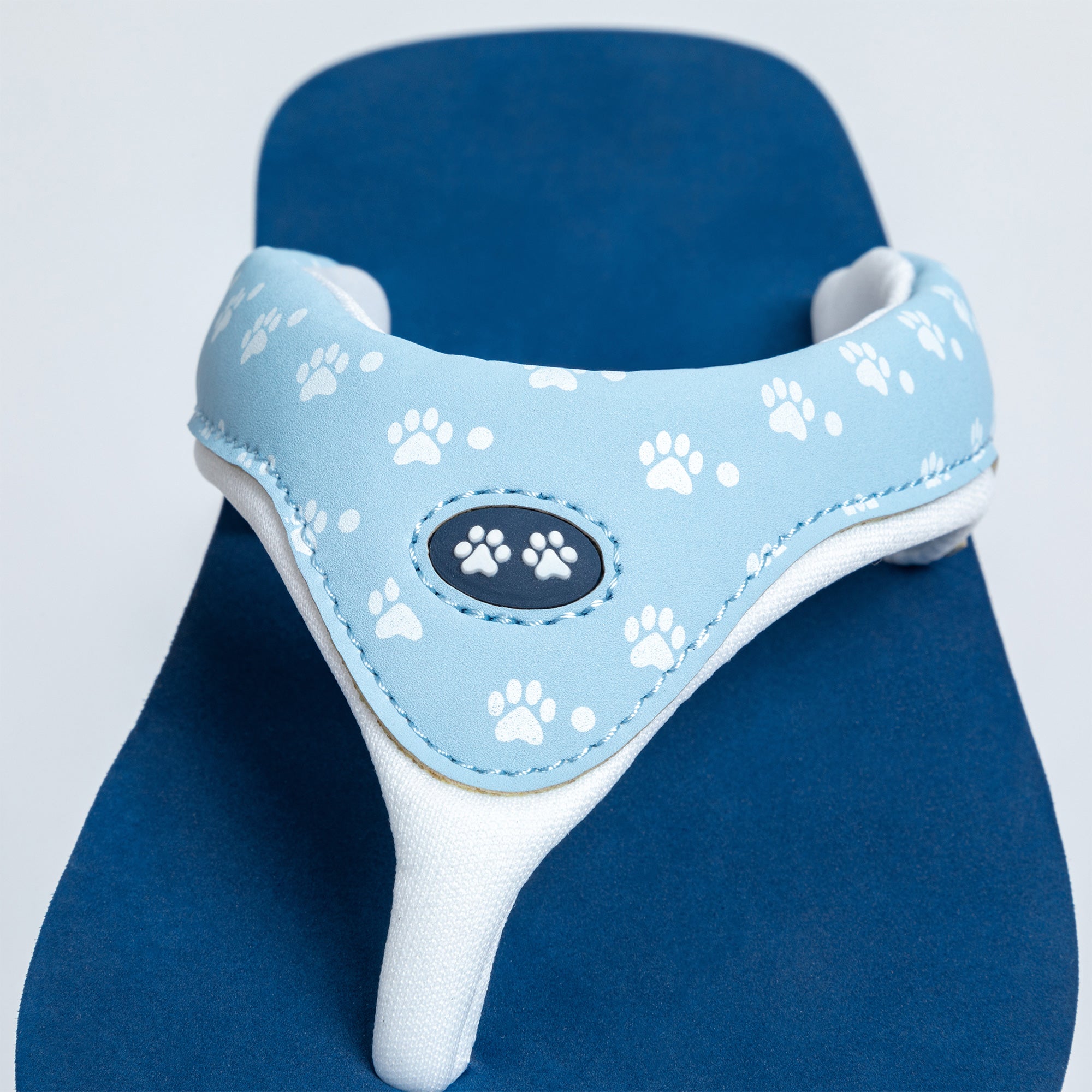 Cushy Comfort Paw Print Flip Flops、mySite、camillekostekn