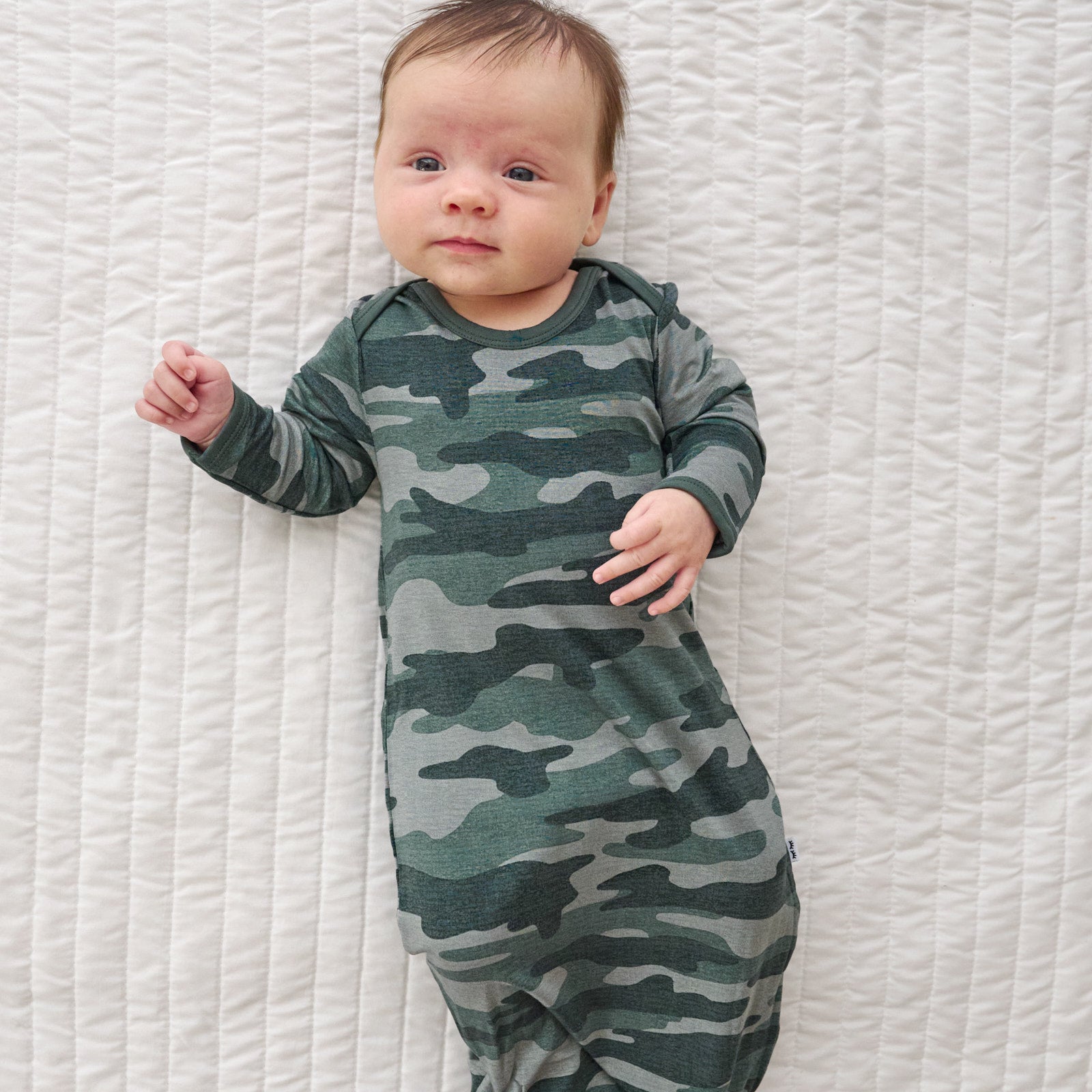 Vintage Camo Infant Gown、mySite、g9winljtr