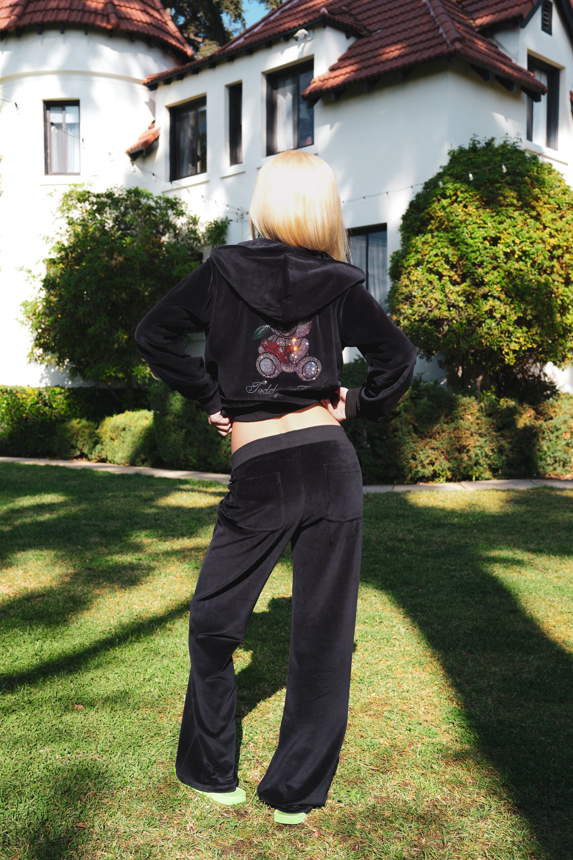 {product_title} - {shop_name}