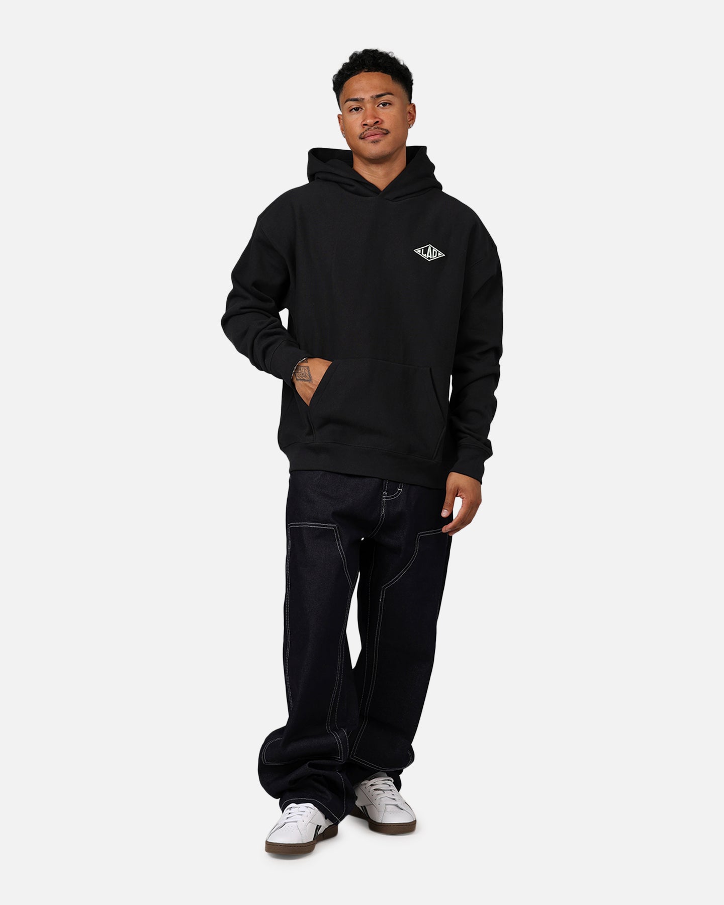 {product_title} - {shop_name}