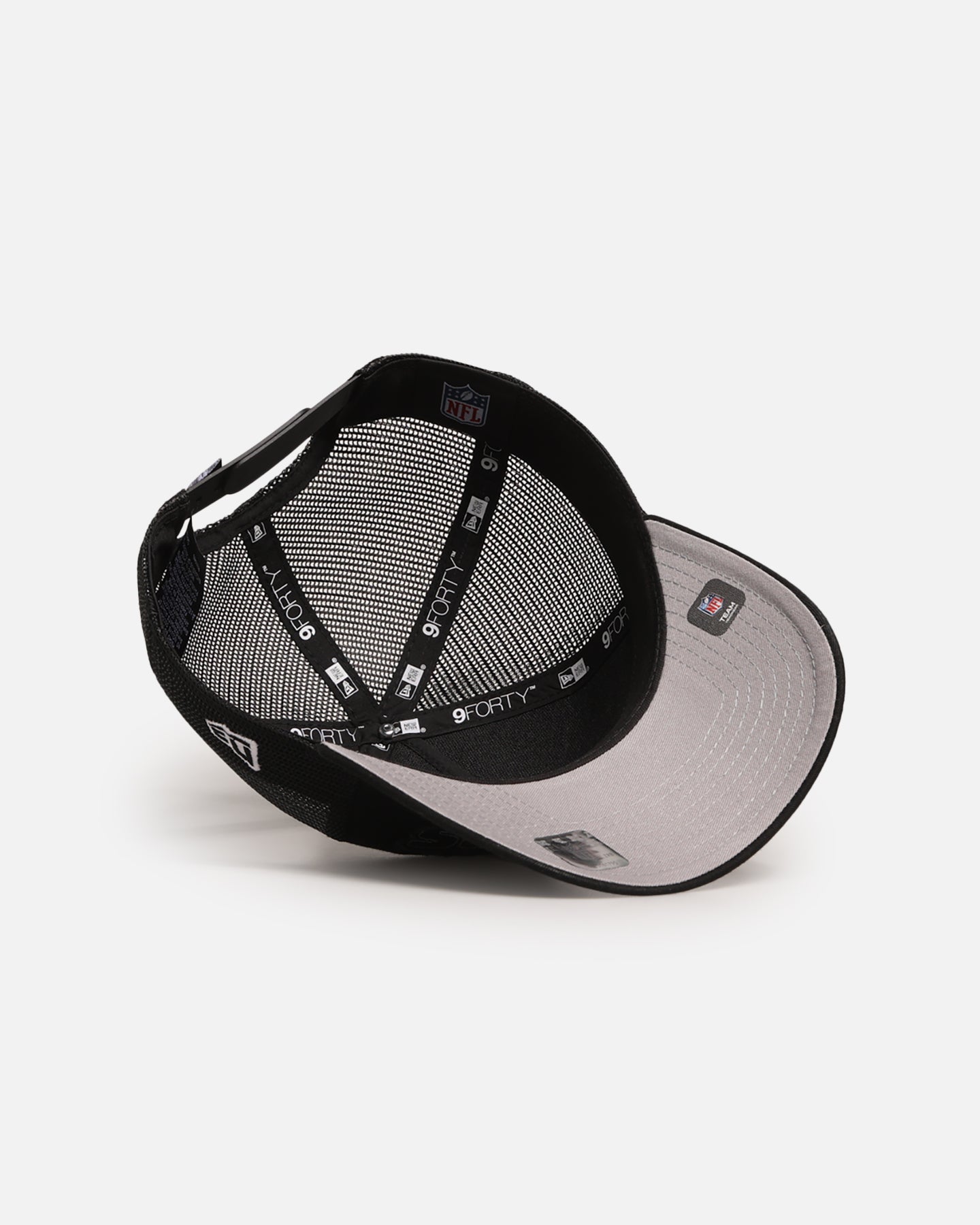 New Era New York Yankees 'Distressed' 9FORTY A-Frame Trucker Snapback Black/White、mySite、zt4zffjzw