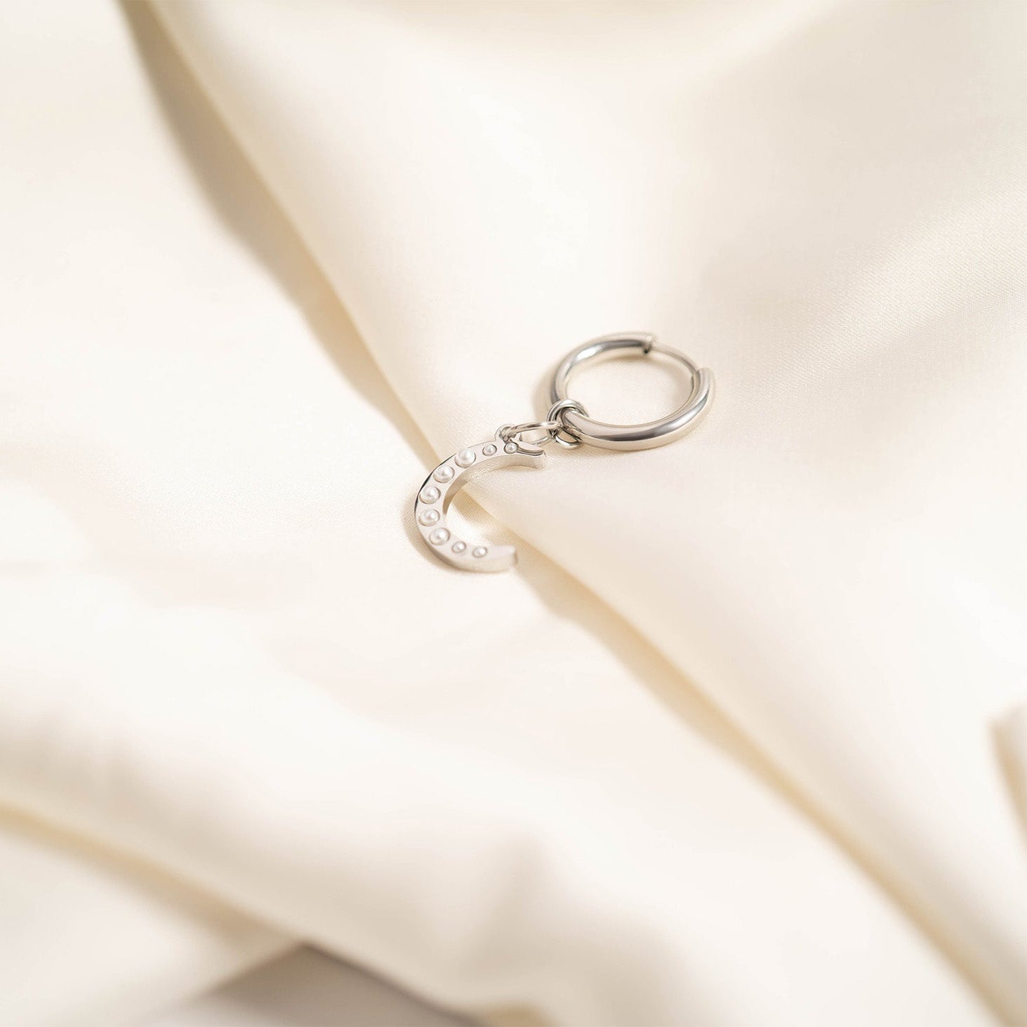 18K Gold PVD Stainless Steel Pearl Moon Charm / PDL0250、mySite、dreamappss