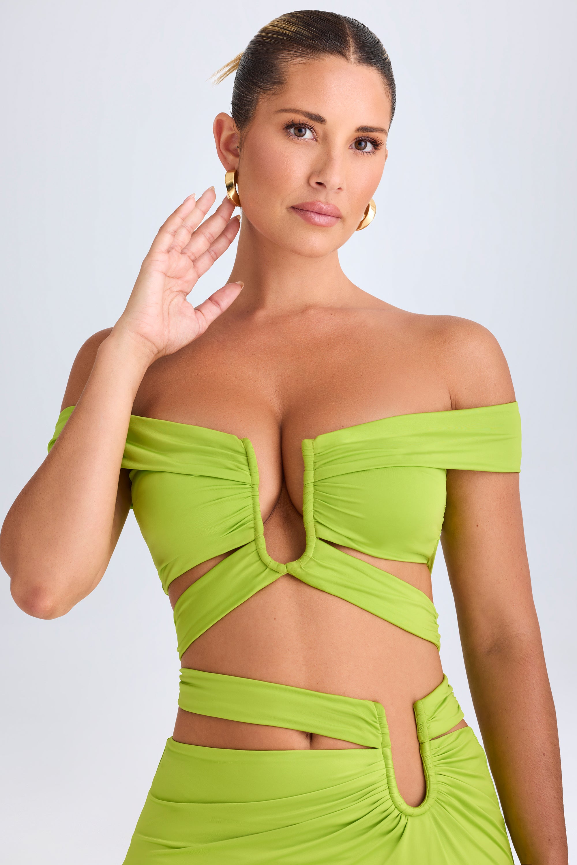 Cut-Out Off-Shoulder Crop Top in Lime Green、mySite、solidvoid