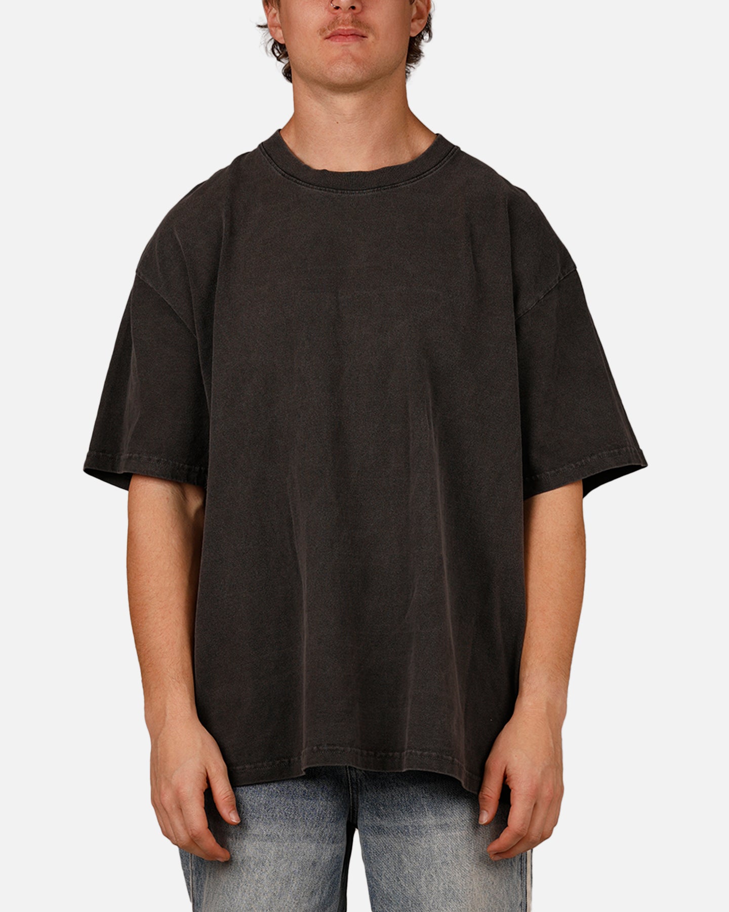 {product_title} - {shop_name}