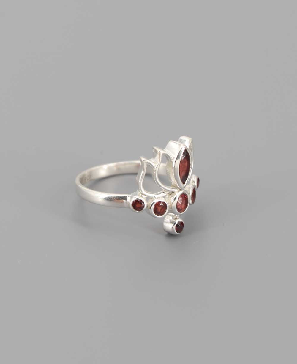 Sterling Silver Garnet Lotus Ring、mySite、topwebapps