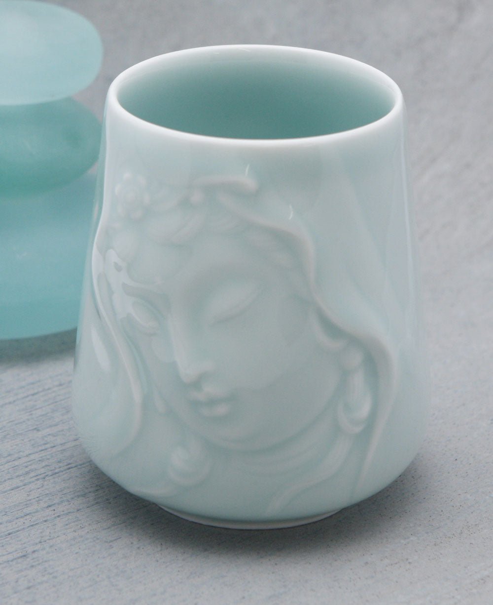 Kuan Yin Serenity Vase, 4.25 Inches、mySite、topwebapps