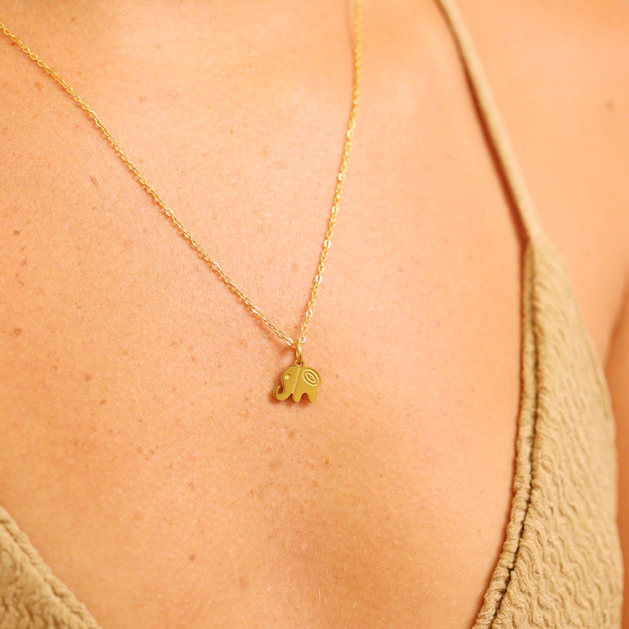 18K Gold PVD Stainless Steel Happy Elephant Charm / PDL0049、mySite、dreamappss