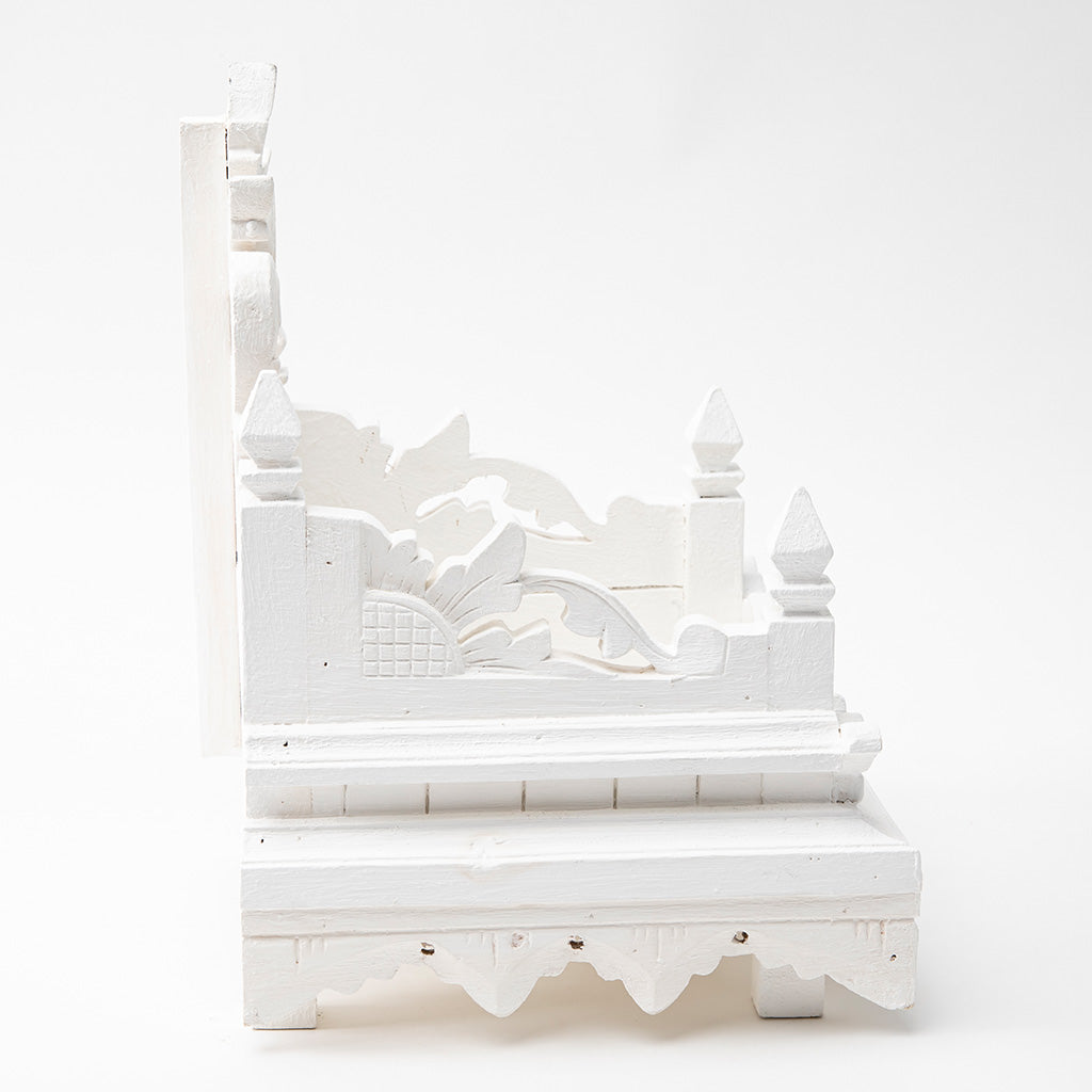 White Wooden Small Shrine、mySite、topwebapps