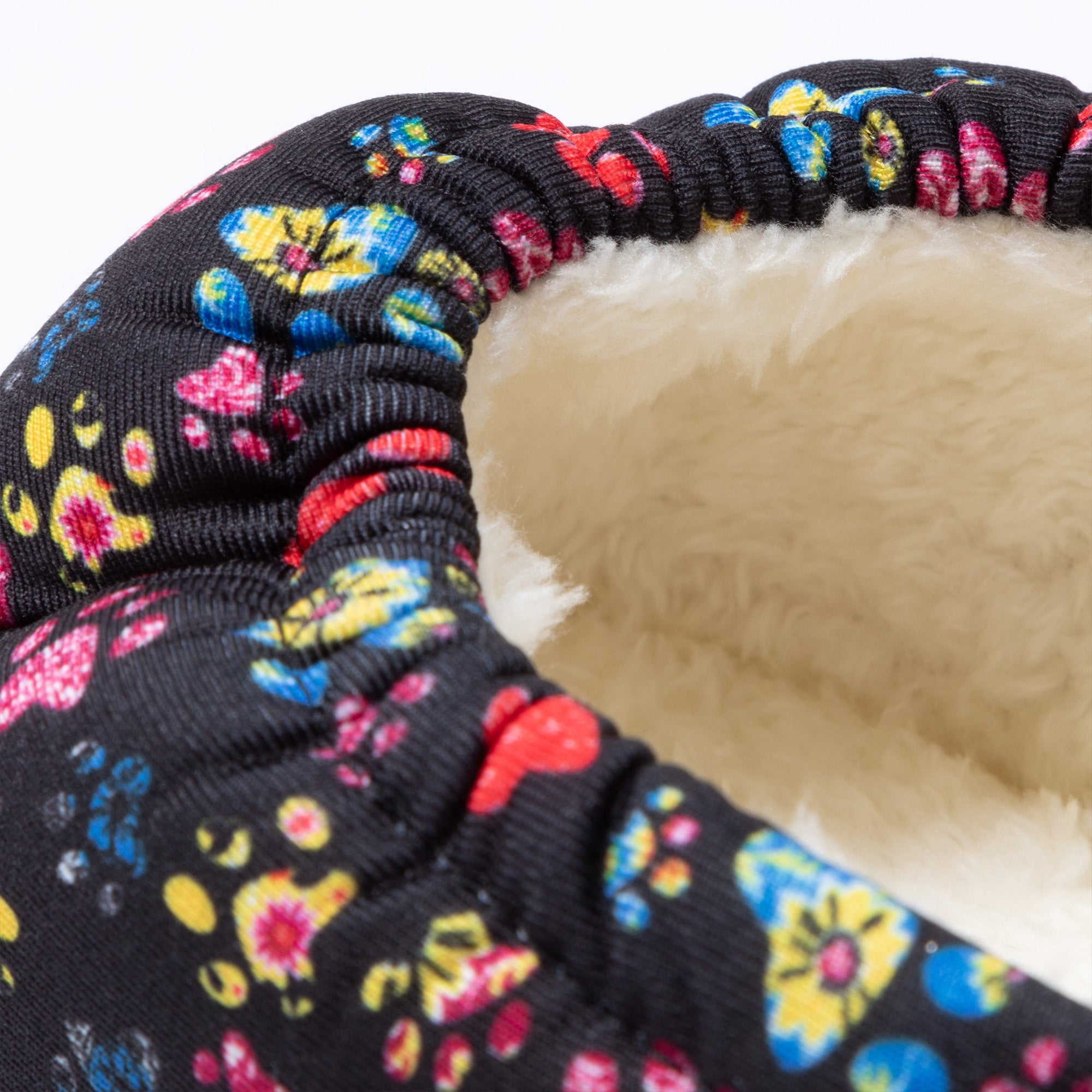 Paw Print Puffy Fleece-Lined Slippers with Toggle、mySite、camillekostekn