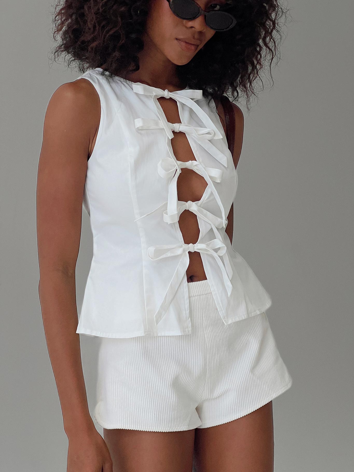 Luminary Tie Up Top White、mySite、solidvoid