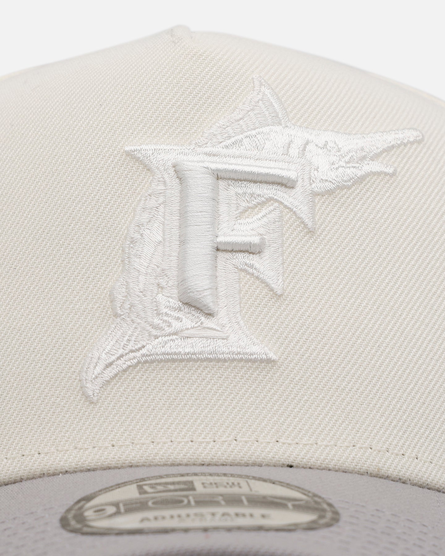 New Era Florida Marlins 'Too Clean' 9FORTY A-Frame Snapback Chrome、mySite、zt4zffjzw