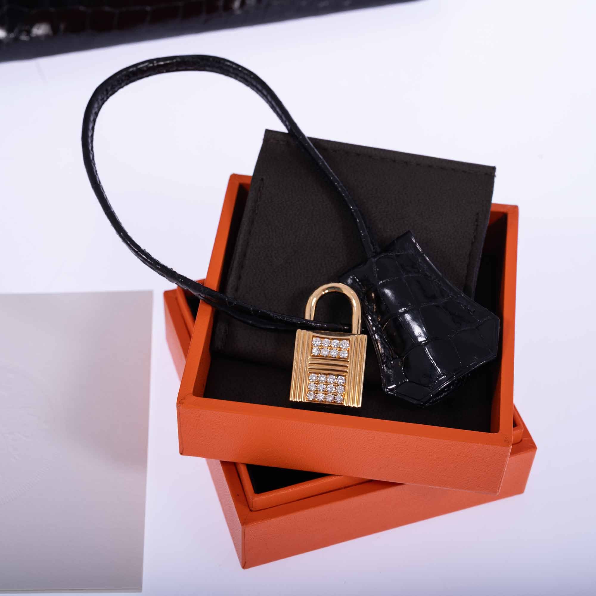 Hermès Birkin 35 Black Shiny Porosus Crocodile 18K Yellow Gold and Diamond Hardware、mySite、garminoutage.com