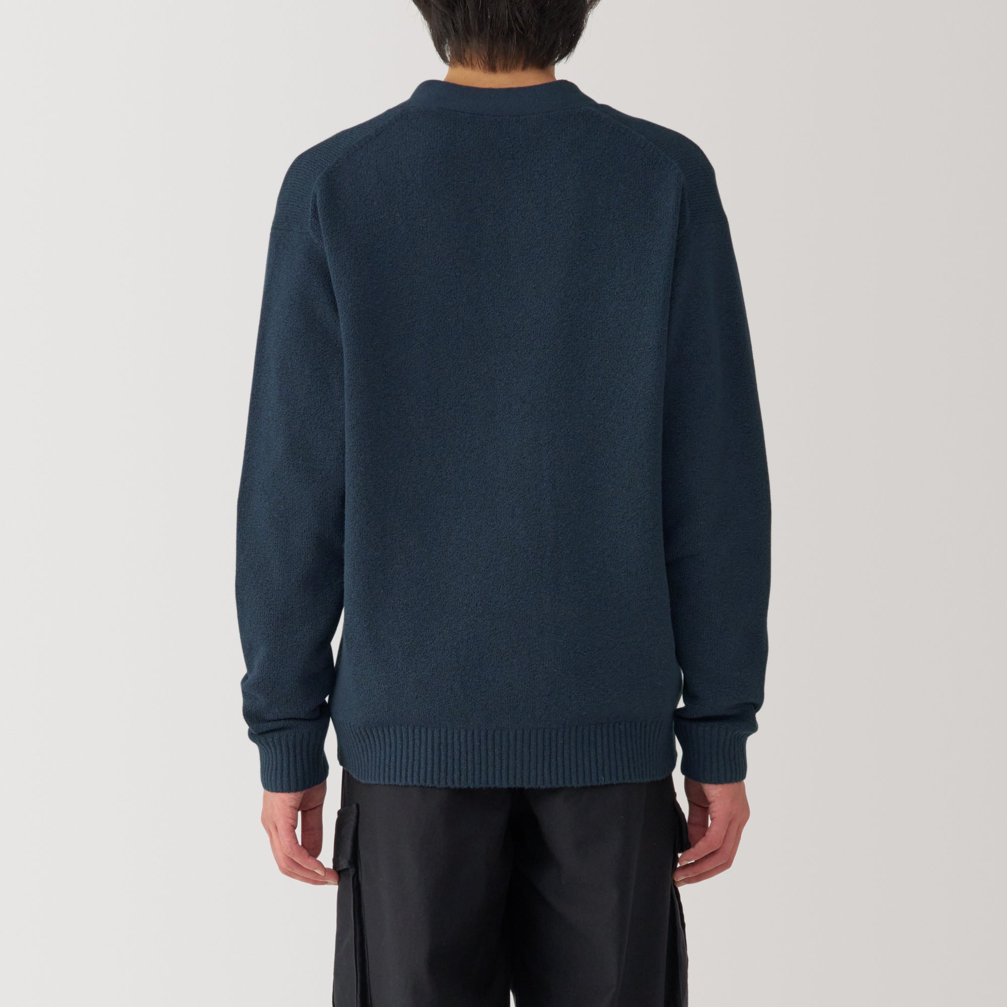  Men's Soy Fiber Mid-Gauge V-Neck Cardigan、mySite、sugarbowlscore