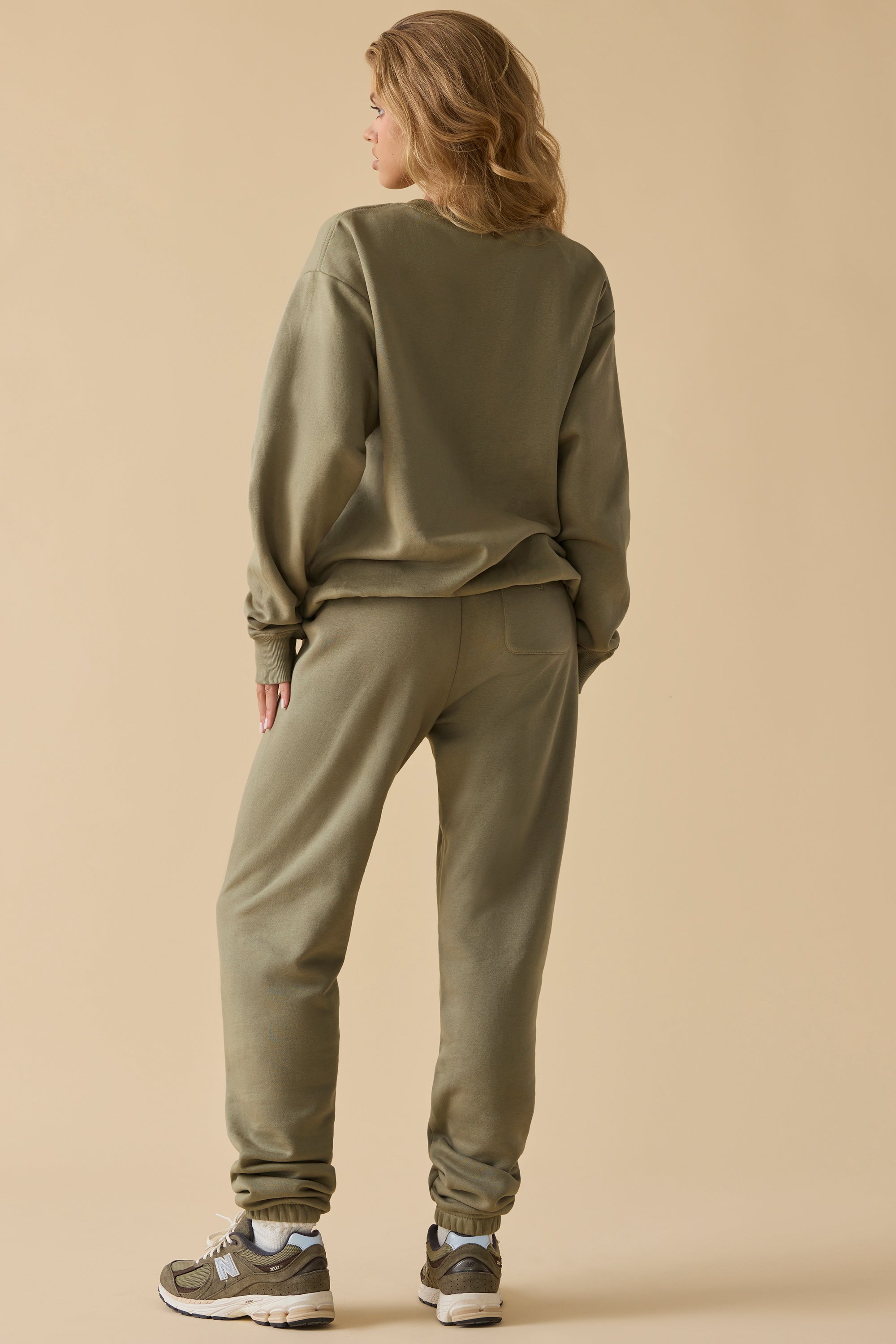 Mid-Rise Joggers in Soft Olive、mySite、solidvoid