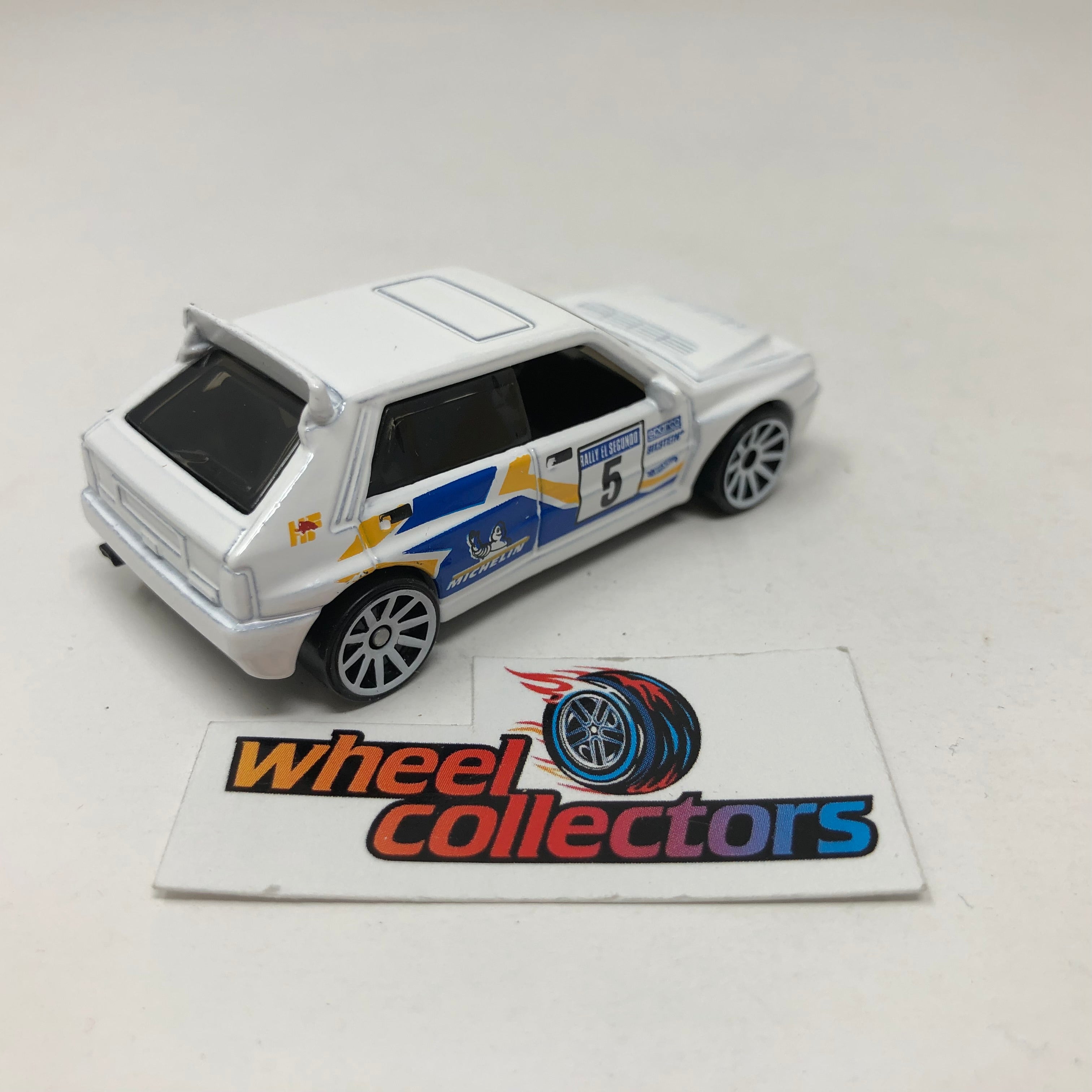 Lancia Delta Integrale * White * Hot Wheels Loose 1:64 Scale、mySite、hgirdovlk