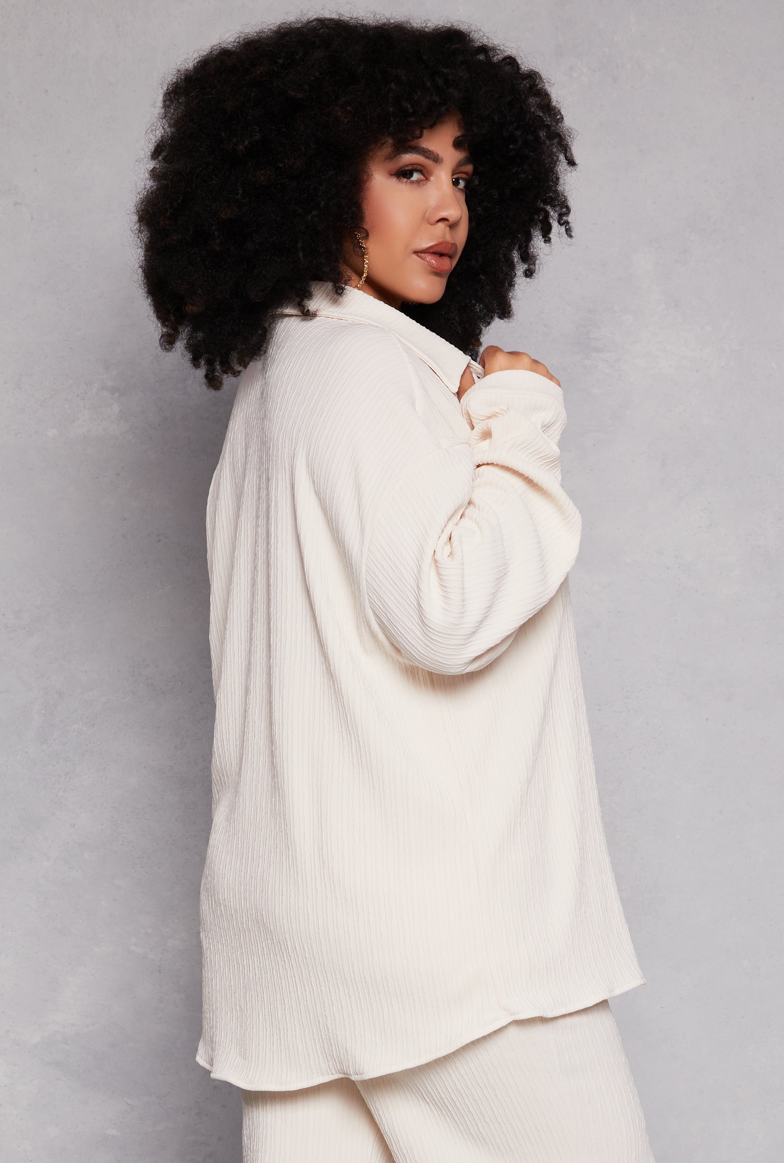 Plus Size Textured Knit Button Down Shirt、mySite、camillekostekn