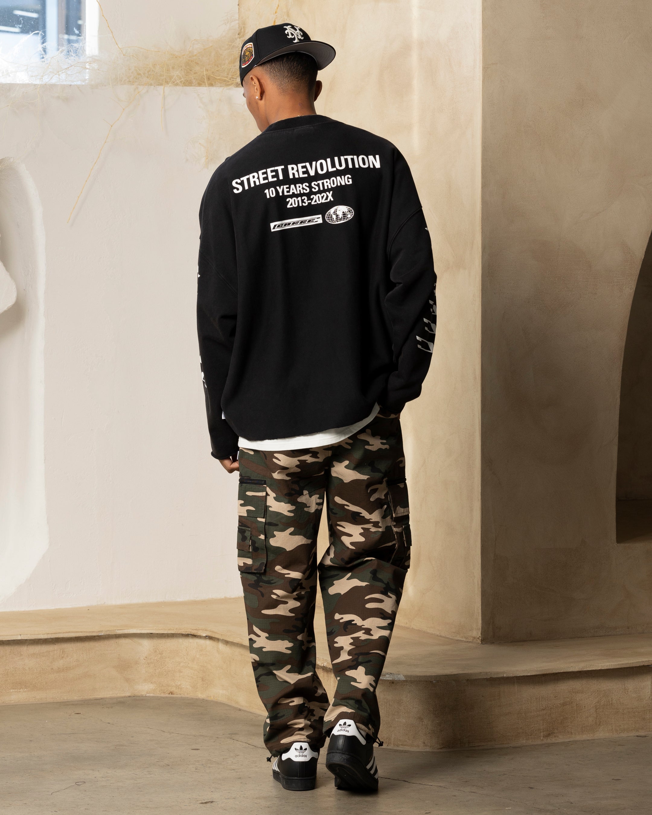 Carre Revolution Cut Off Oversized Crewneck Washed Black、mySite、zt4zffjzw