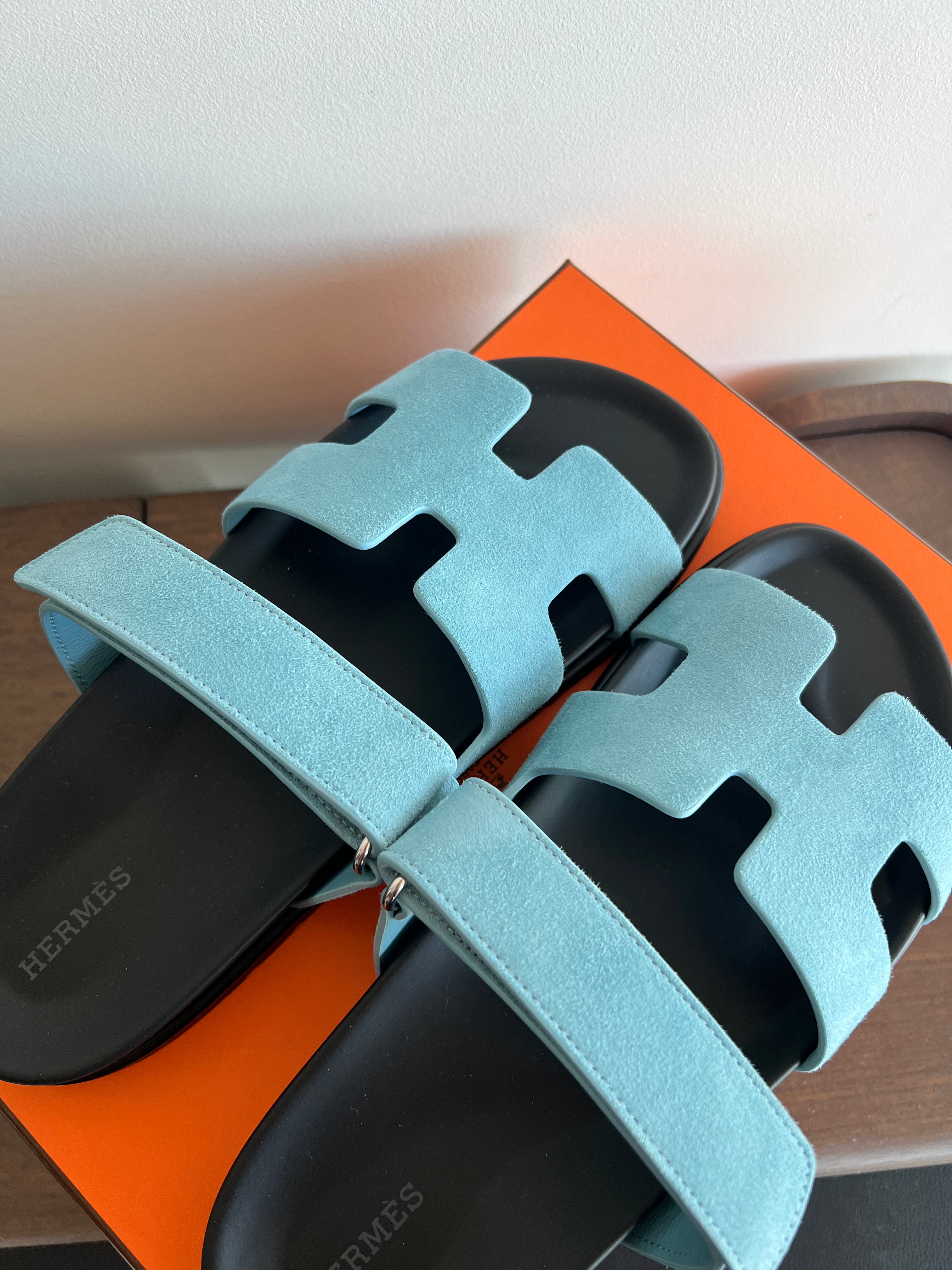 Hermès Chypre Suede Sandals (Bleu Minéral)、mySite、garminoutage.com