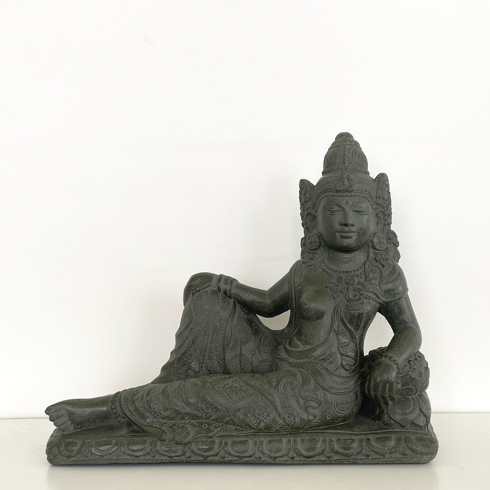 Reclining Tara Garden Statue、mySite、topwebapps