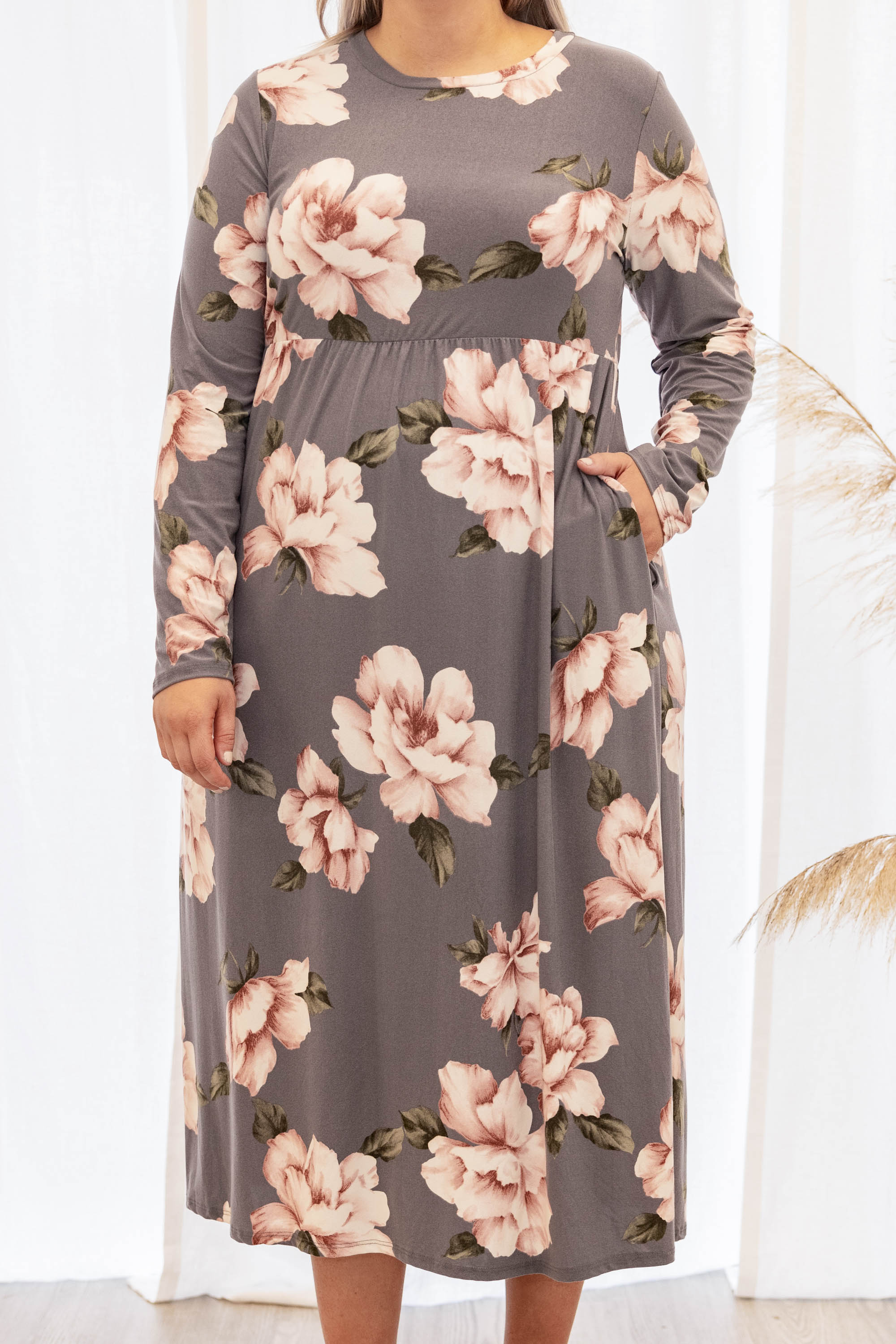  Casual Walks Dress, Charcoal、mySite、justintrudeaud