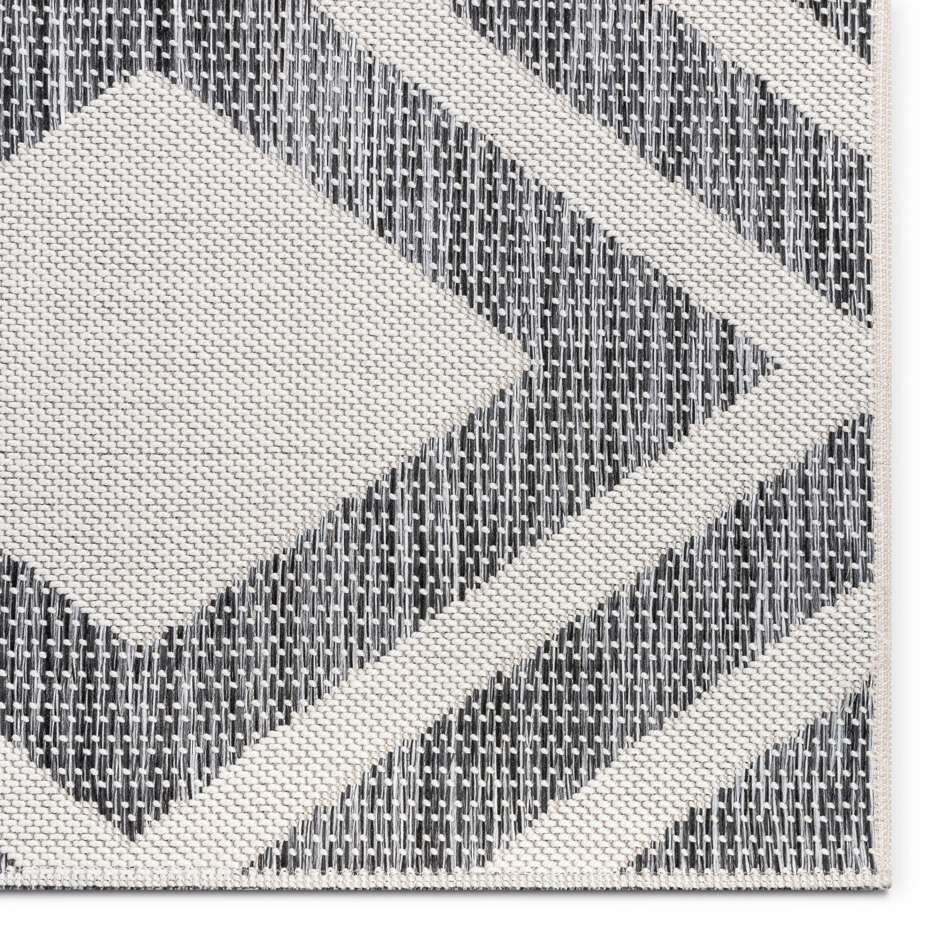 Brito Modern Bold Grey Flatweave 7'10 x 10'6 Rug、mySite、gigharbornorthrealestate