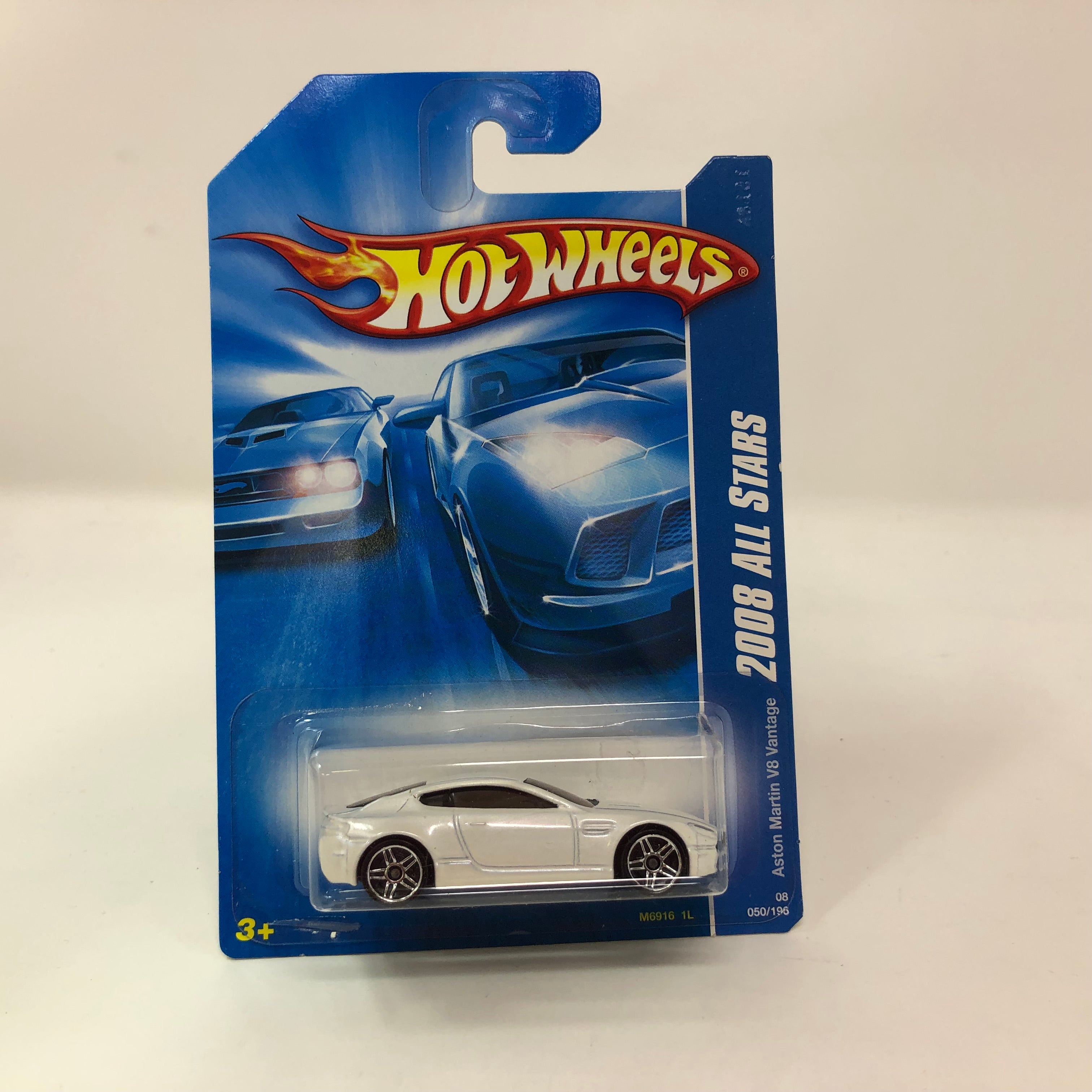 Aston Martin V8 Vantage #50 * White * 2008 Hot Wheels、mySite、hgirdovlk
