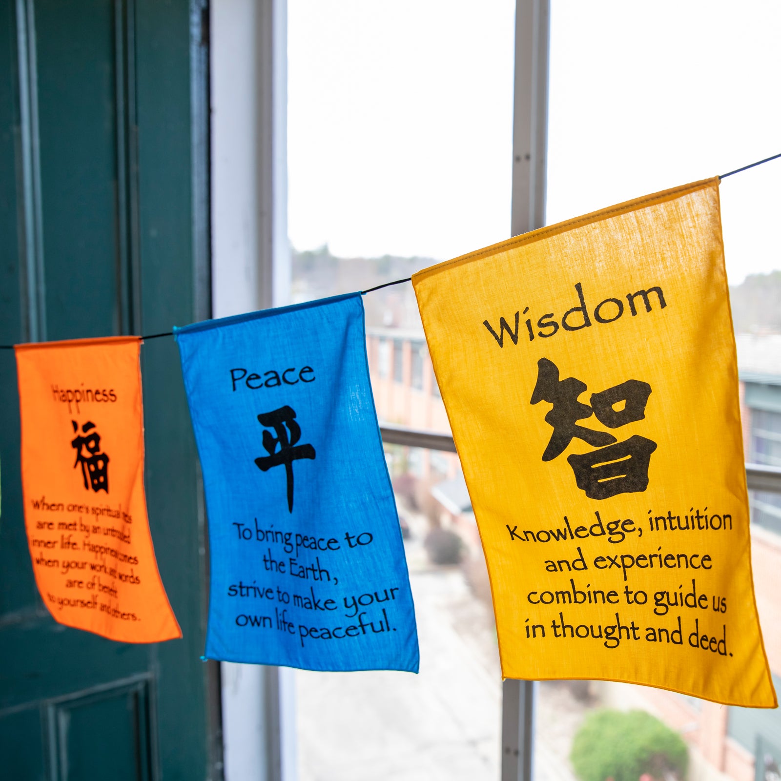 Large Prayer Flag in Bright Colors、mySite、topwebapps