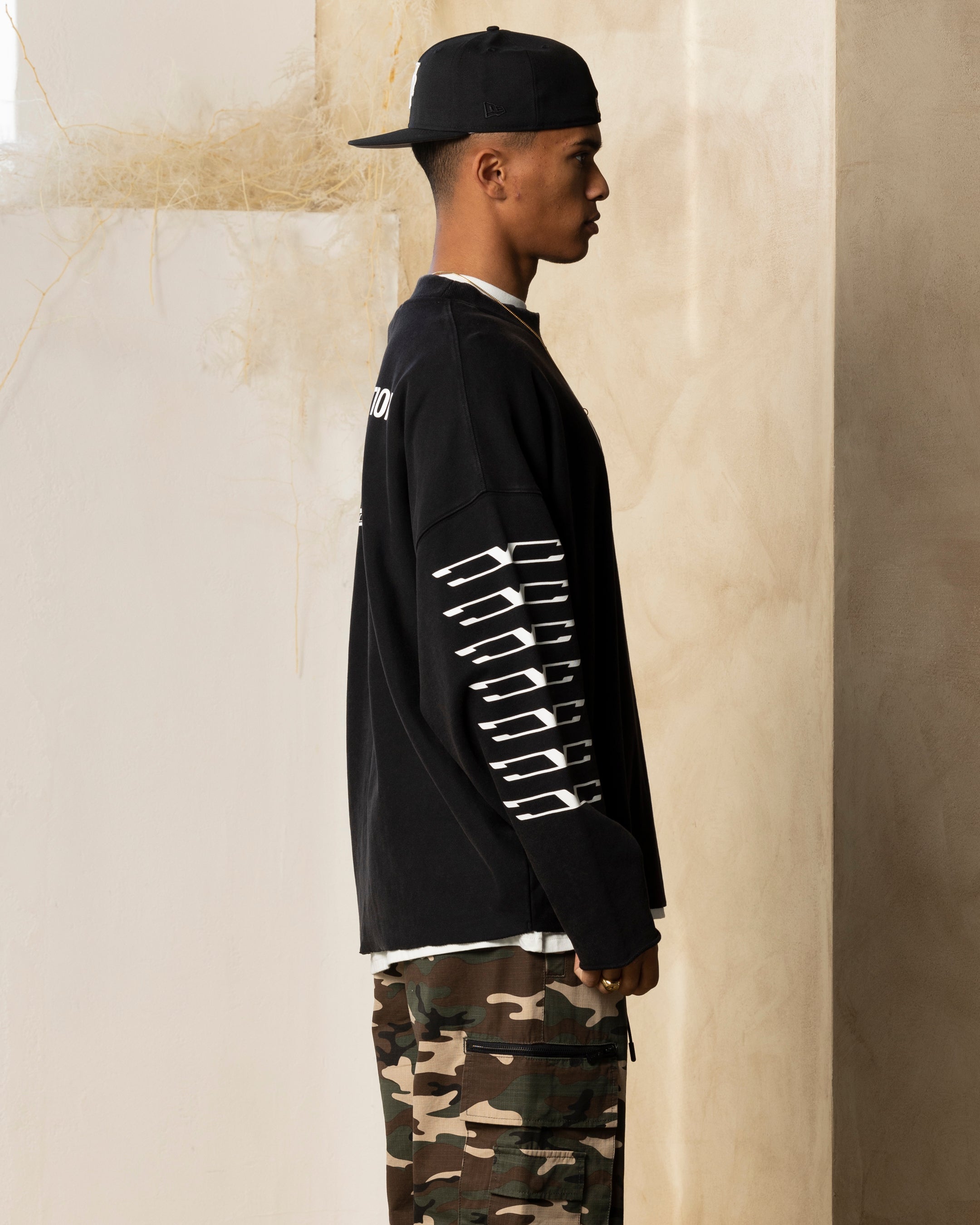 Carre Revolution Cut Off Oversized Crewneck Washed Black、mySite、zt4zffjzw