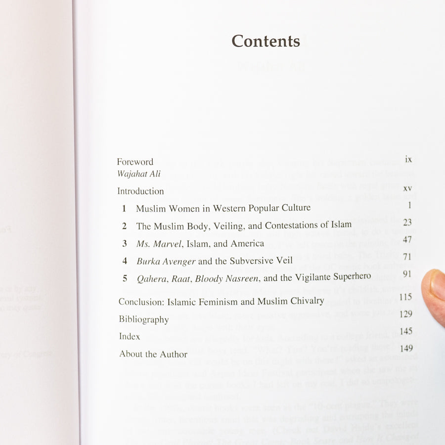 Veiled Superheroes : Islam, Feminism, and Popular Culture PB、mySite、topwebapps