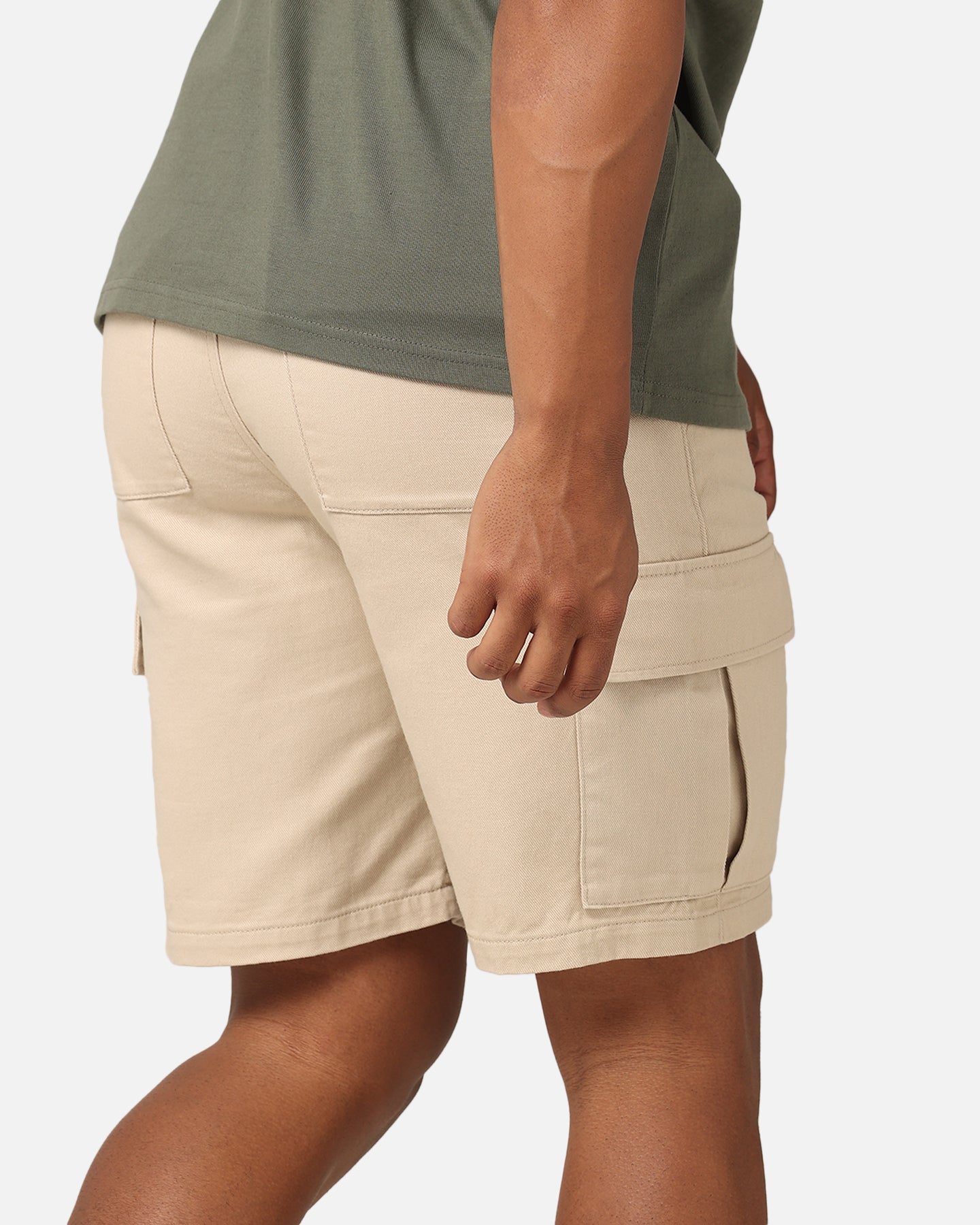 {product_title} - {shop_name}