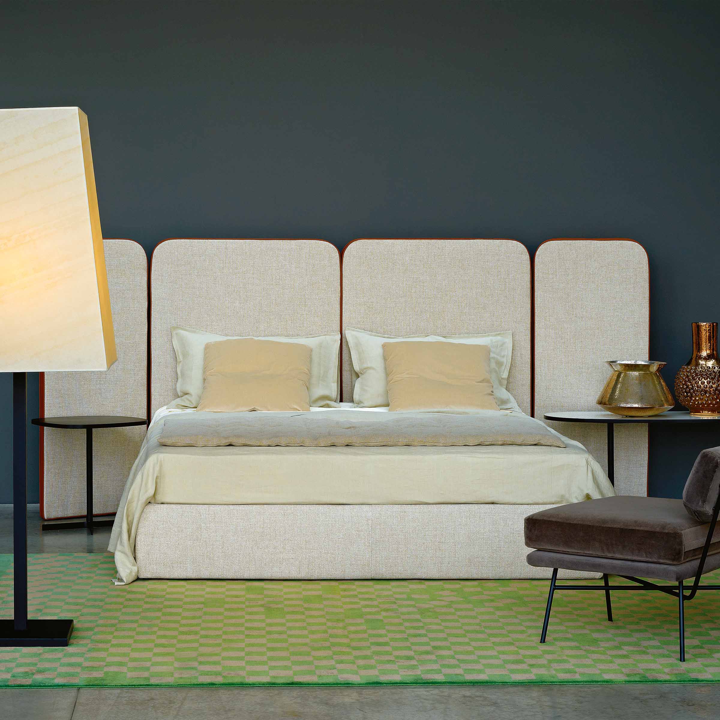 Bed PALAZZO by Bernhardt&Valle for Arflex、mySite、neckold