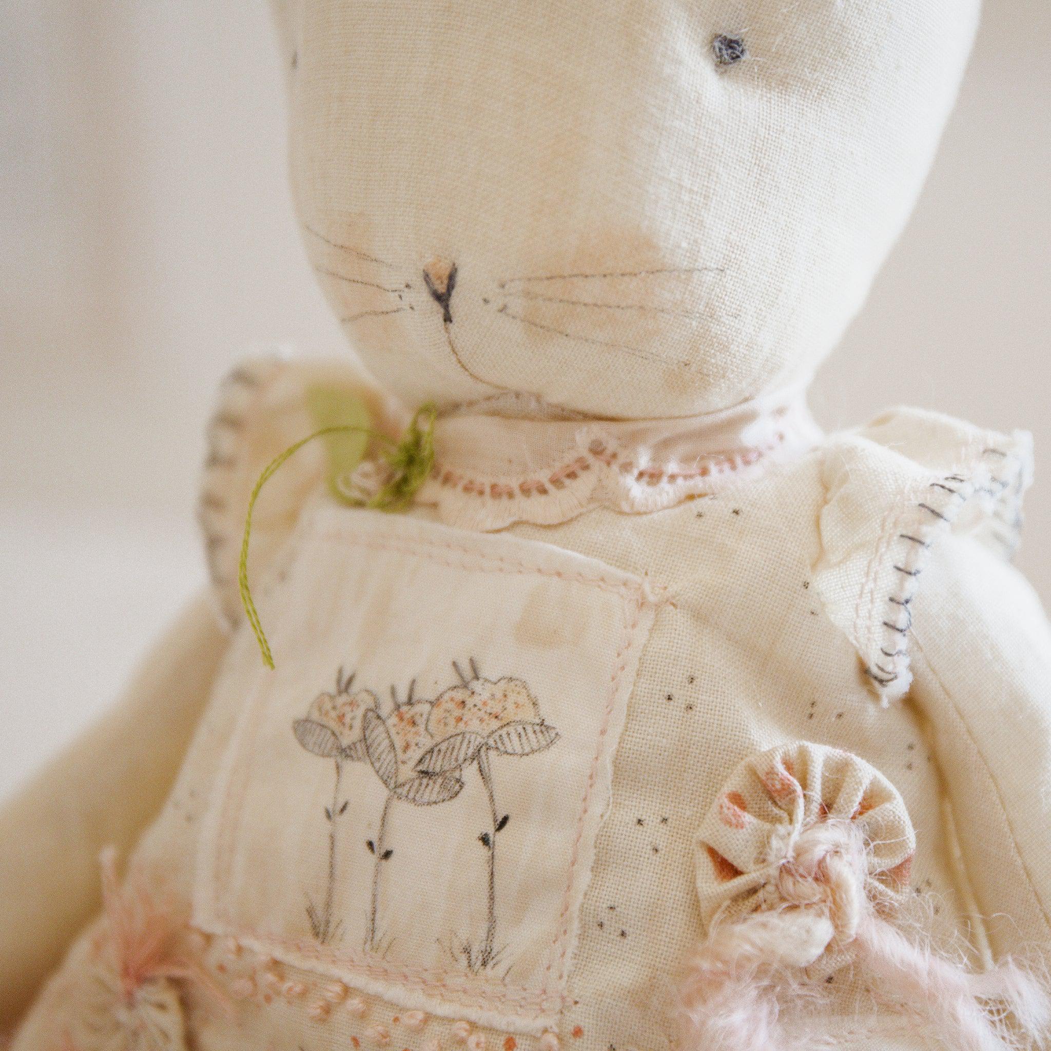 RETIRED - Hutch Studio Original - Pip Poppyseed - Hand-Crafted Cotton Bunny、mySite、g9winljtr