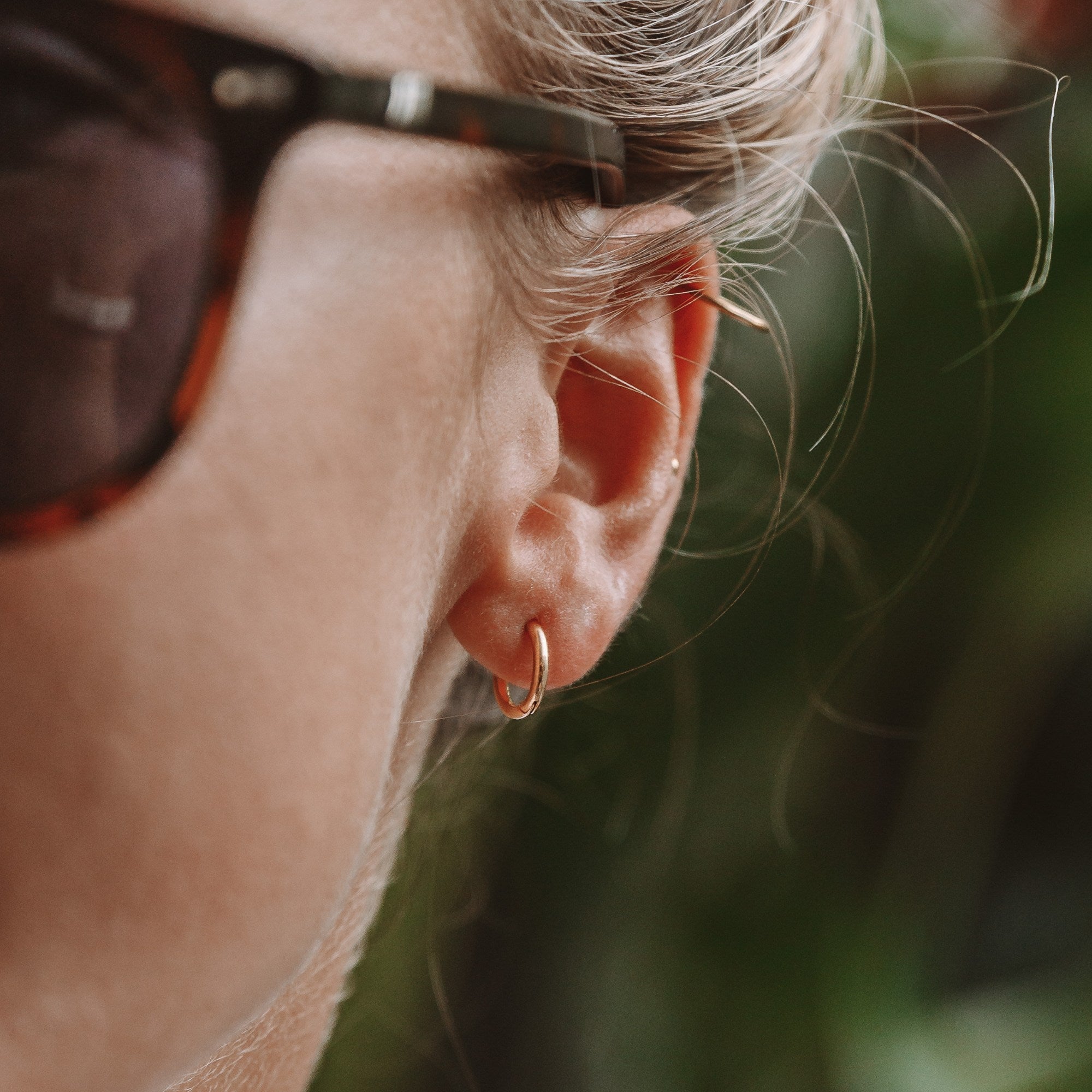 Tiny Huggie Hoops、mySite、hinf8tx79