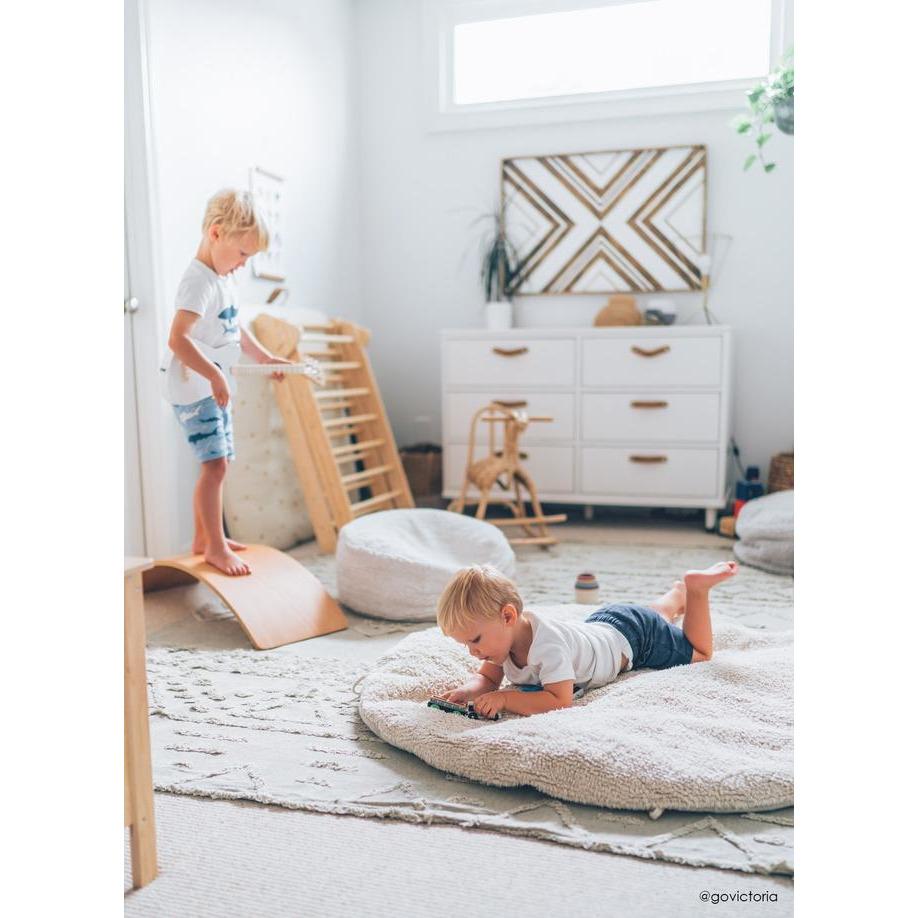 Chill Ivory Pouffe、mySite、gigharbornorthrealestate