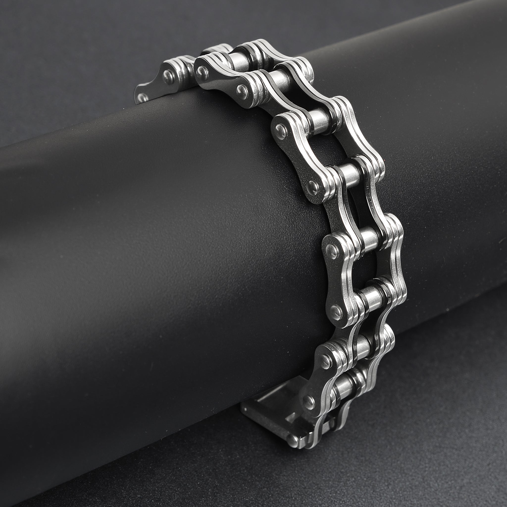 Stainless Steel And Black Bike Chain Bracelet / WCB1008、mySite、dreamappss
