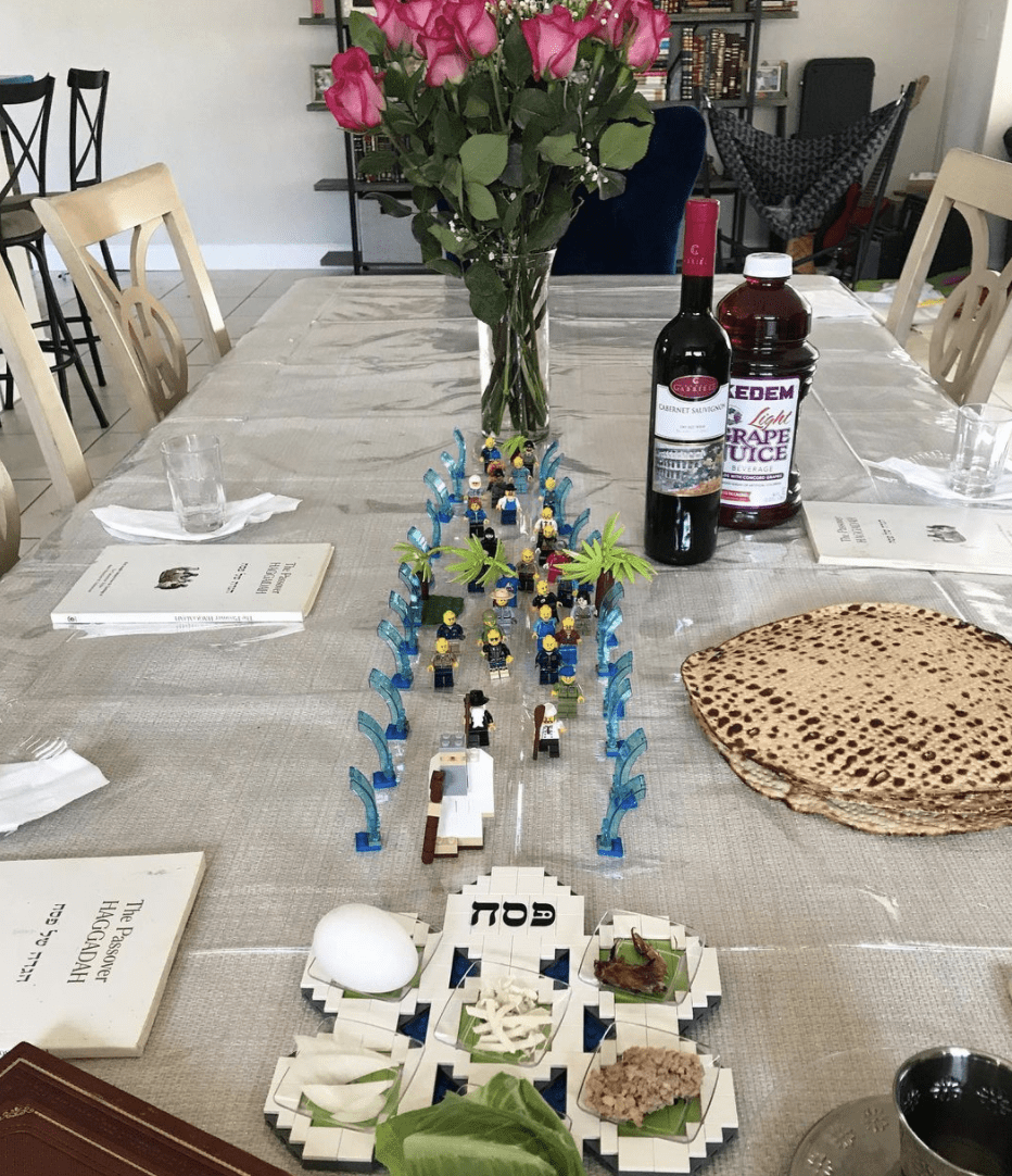 Moses Splitting the Sea Kit Made with LEGO® Bricks、mySite、topwebapps