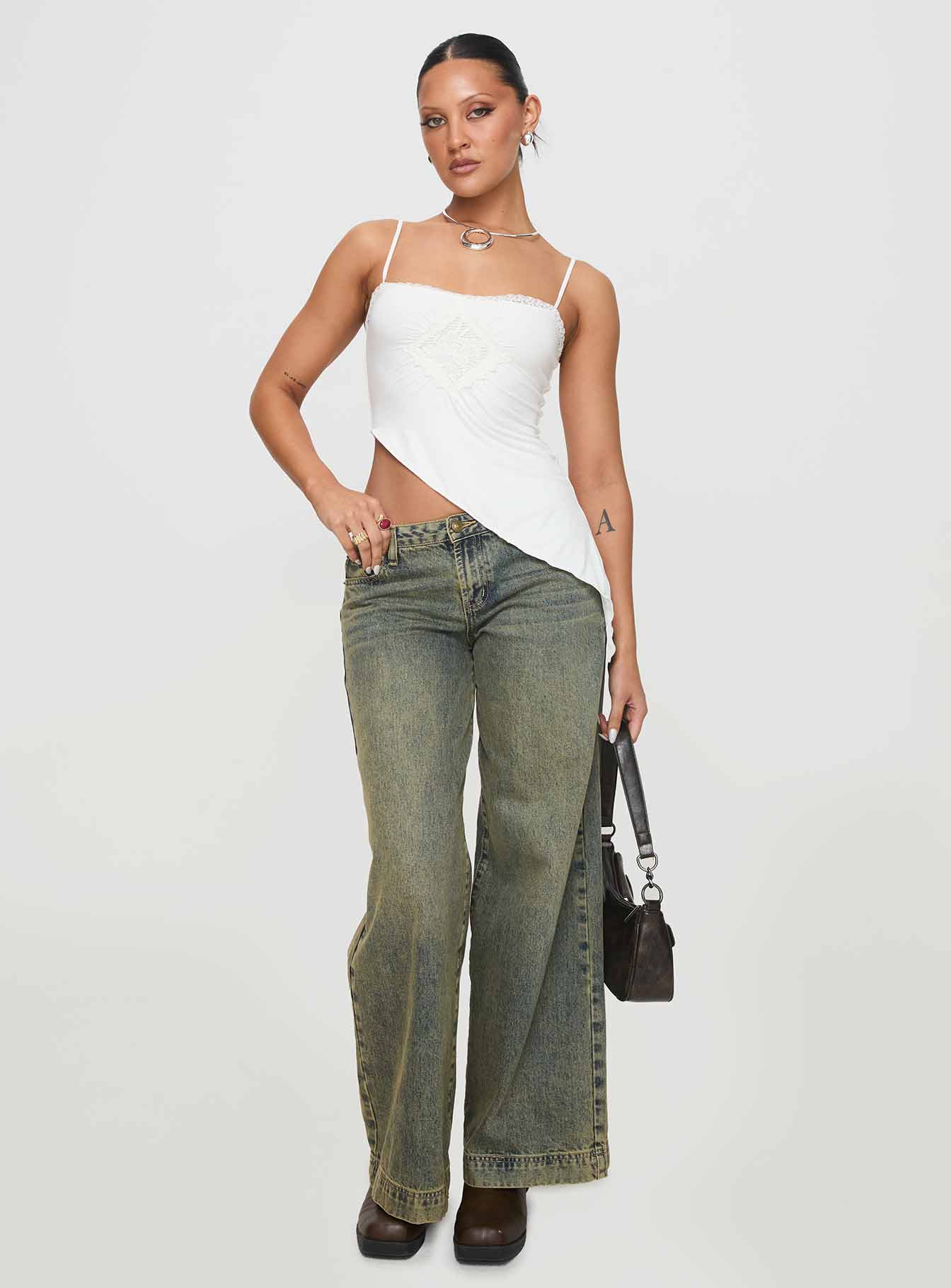 Amabella Asymmetric Top White、mySite、solidvoid