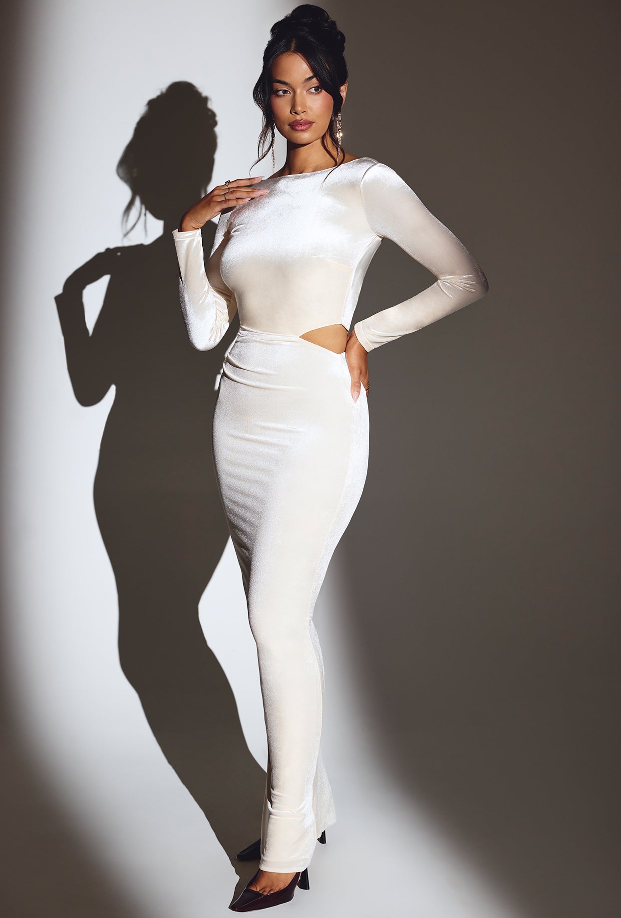 Velvet Long Sleeve Maxi Dress in Ivory、mySite、solidvoid