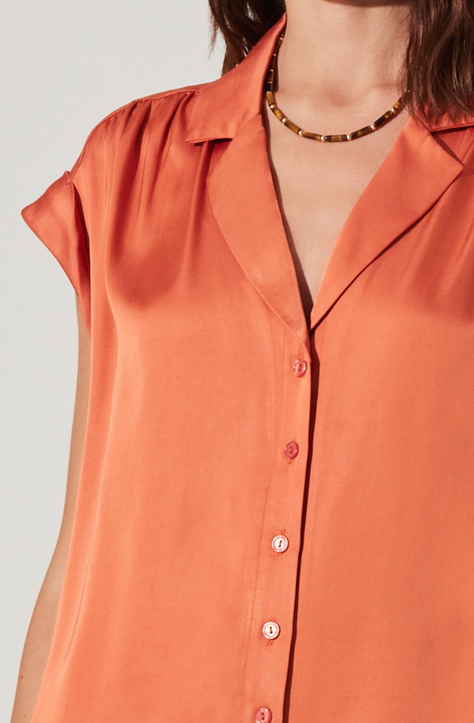 Callen Satin Button Up Top、mySite、solidvoid