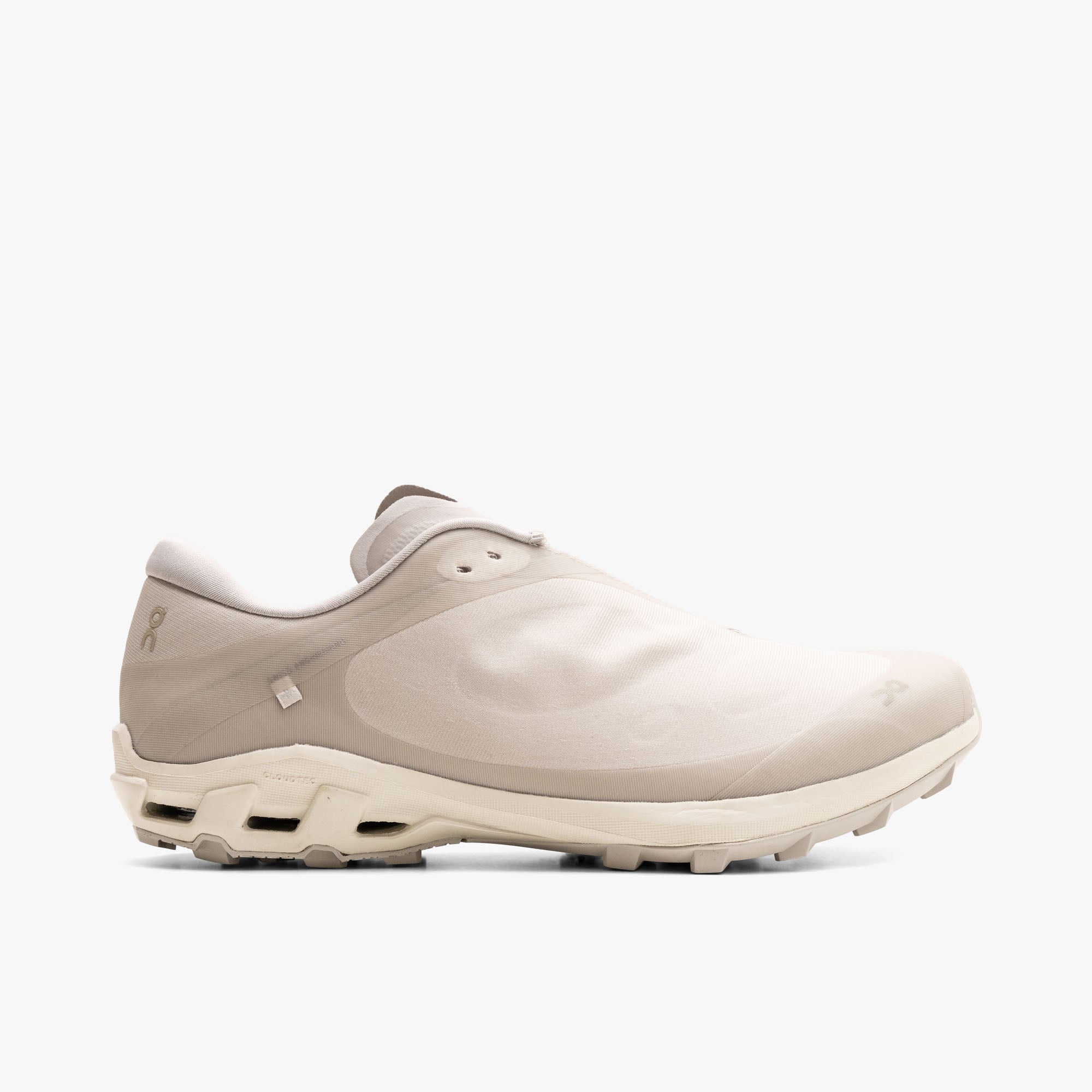  On x PAF Cloudventure Peak Ice / Moondust、mySite、merchandisen