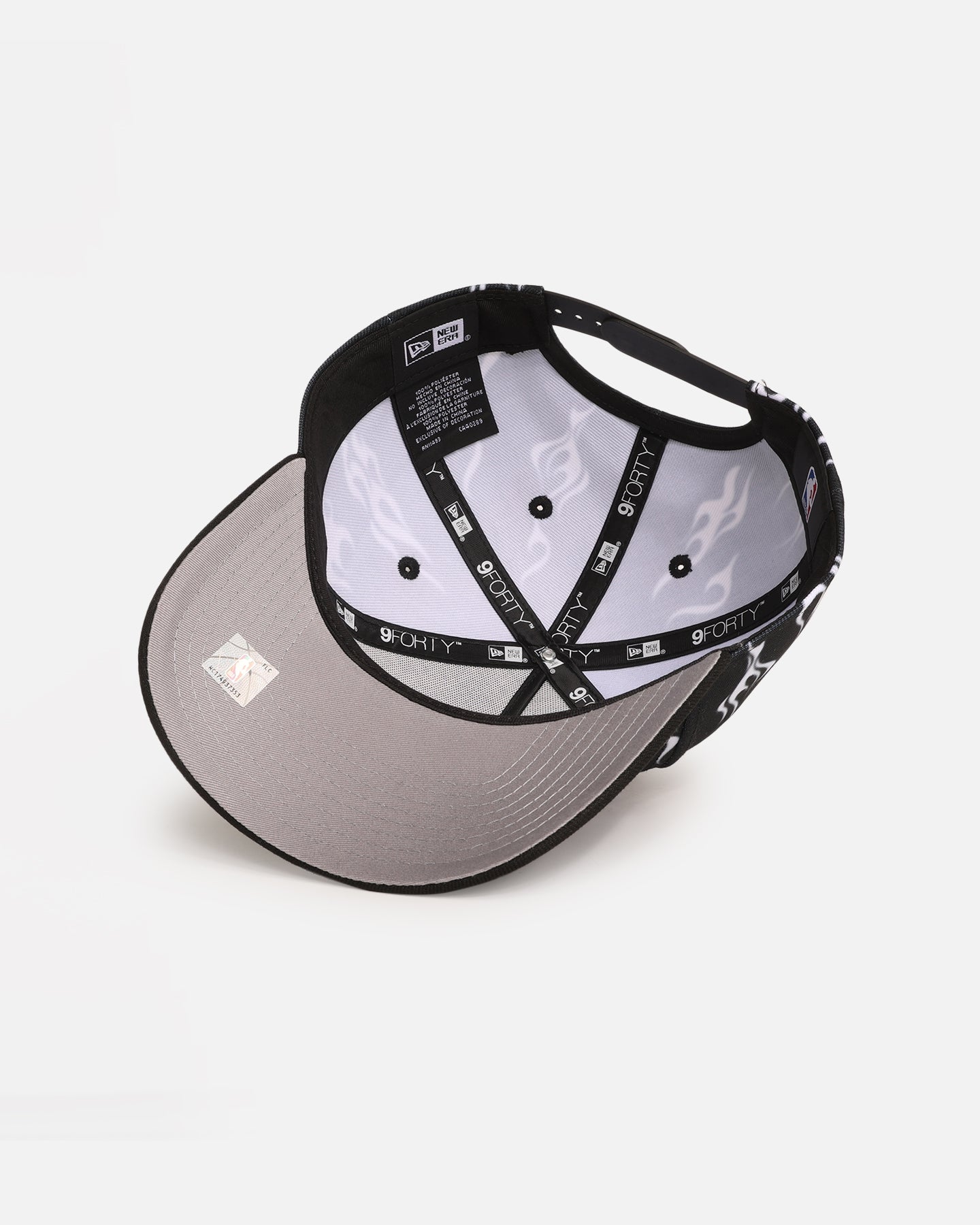 New Era Chicago Bulls 'Crown Flames' 9OFRTY A-Frame Snapback Black/White、mySite、zt4zffjzw
