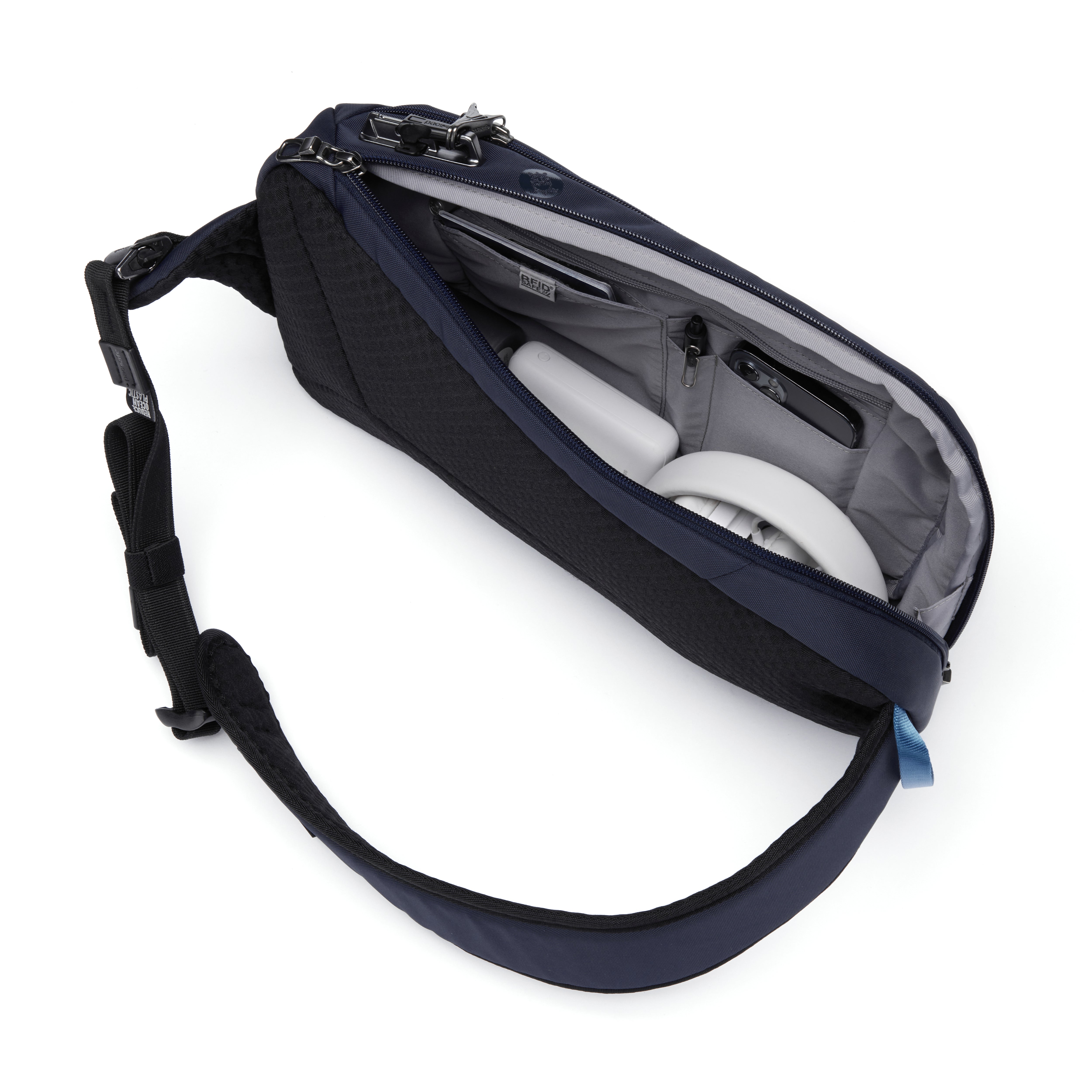 Pacsafe® V Tech anti-theft sling pack、mySite、garagedoors4me