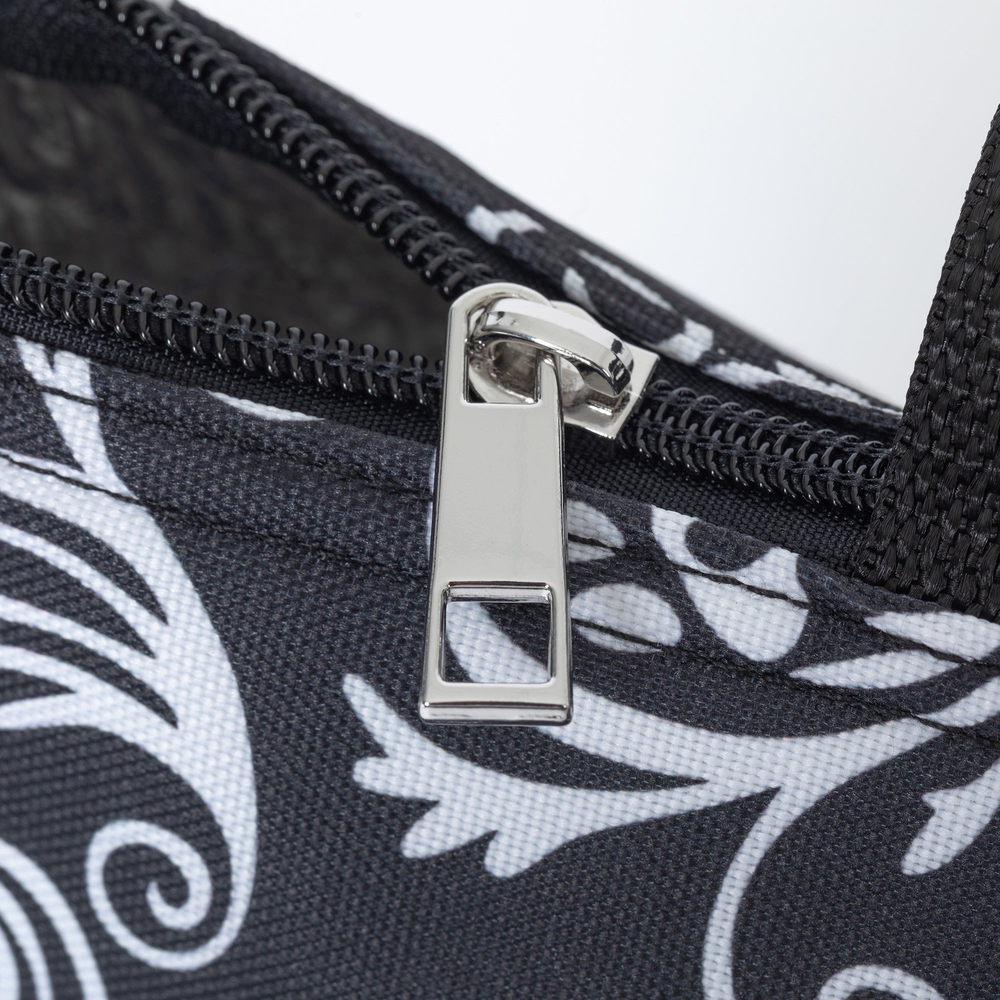 Paws to Eat Lunch Insulated Tote Bag、mySite、camillekostekn