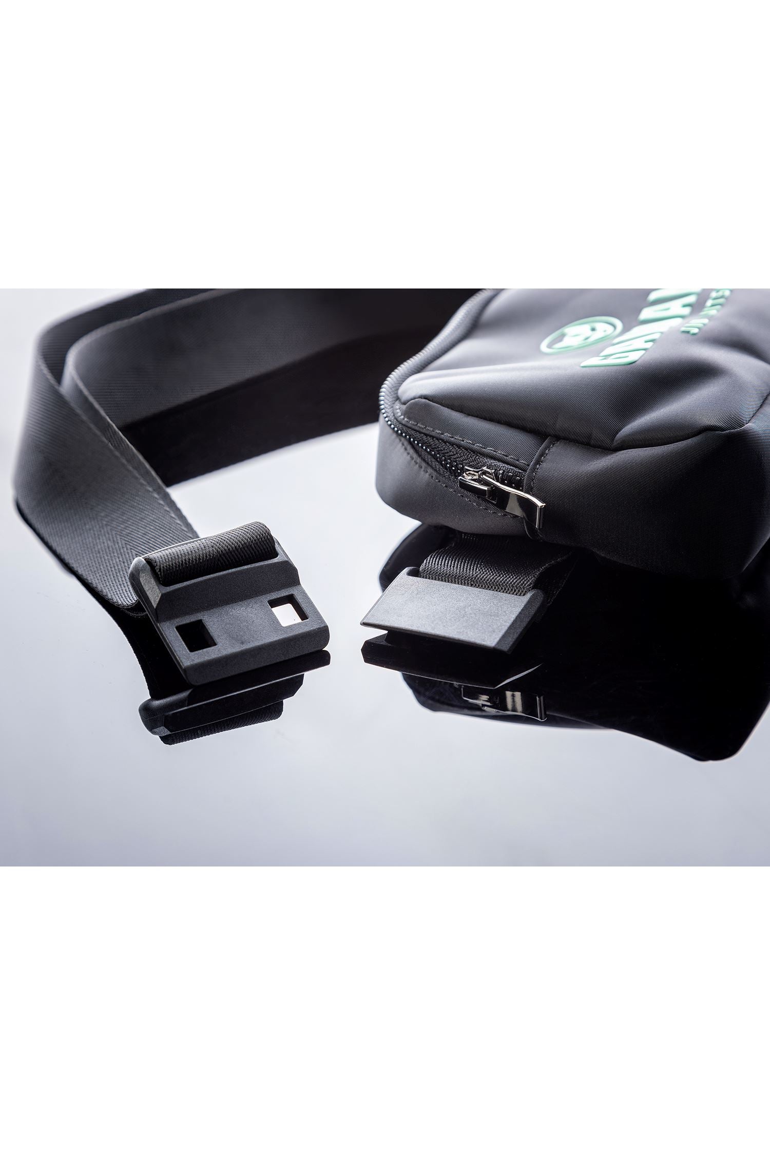 Atomic Core Belt Bag - 1L、mySite、gigharbornorthrealestate