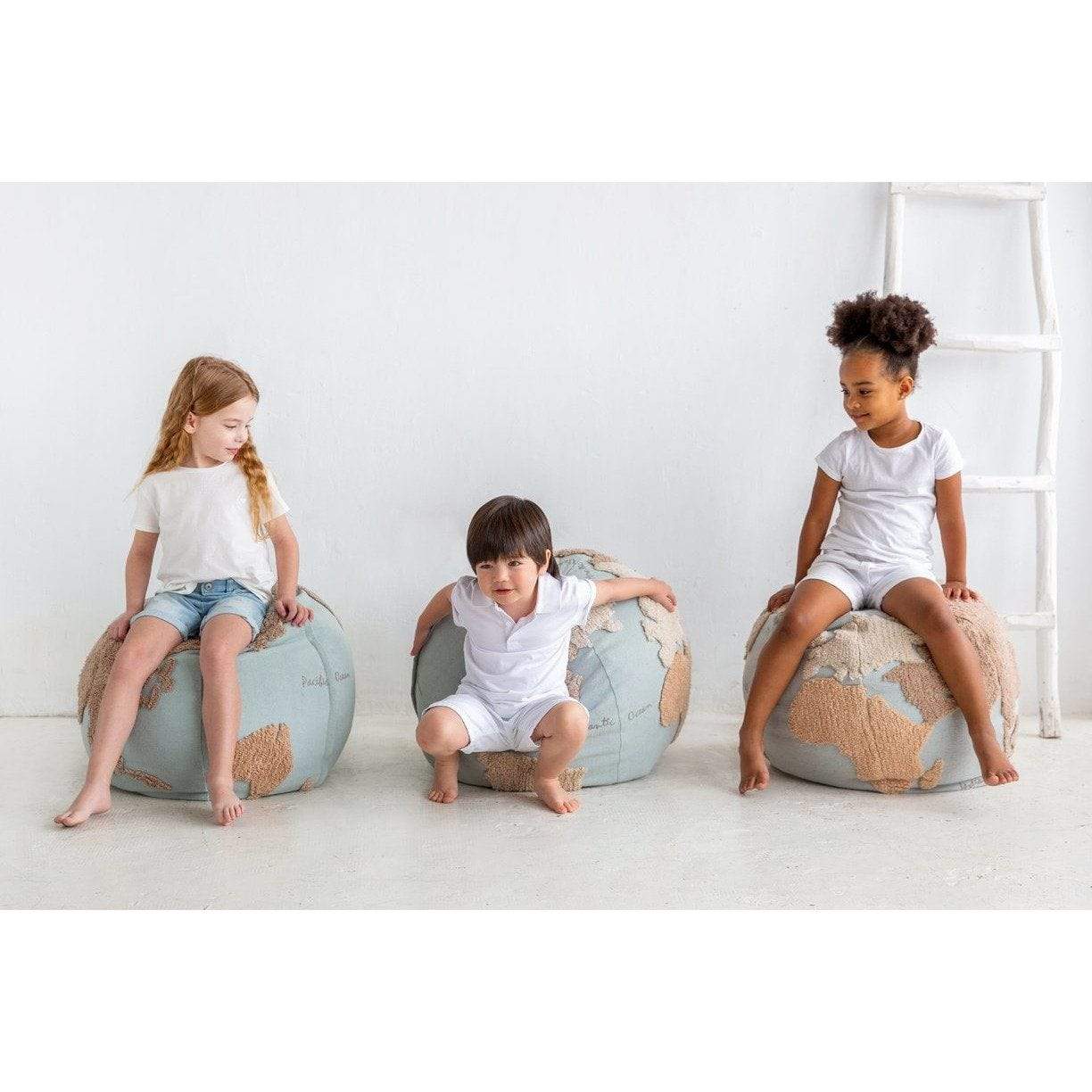 World Map Pouffe、mySite、gigharbornorthrealestate