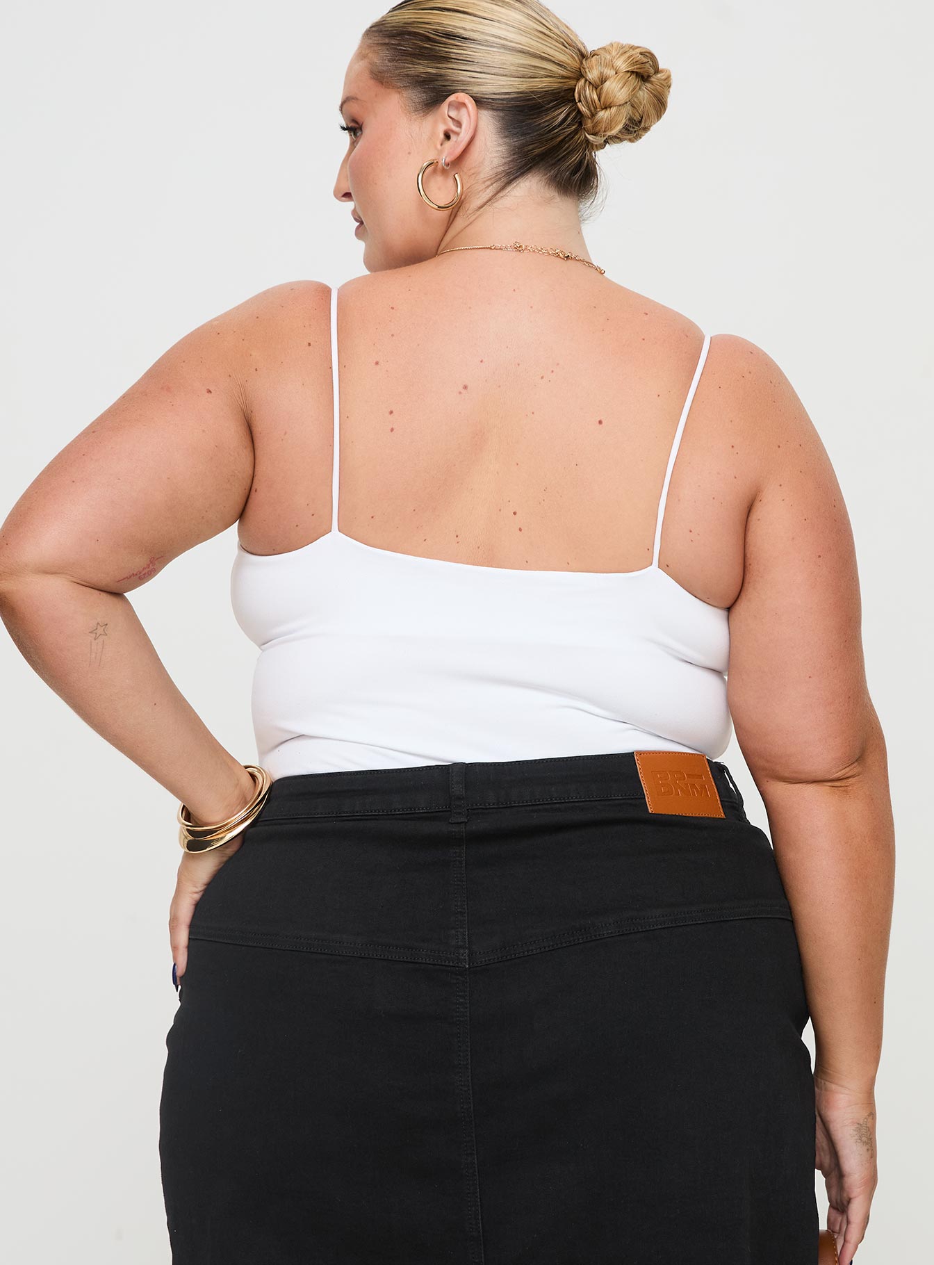 Bekks Bodysuit White Curve、mySite、solidvoid