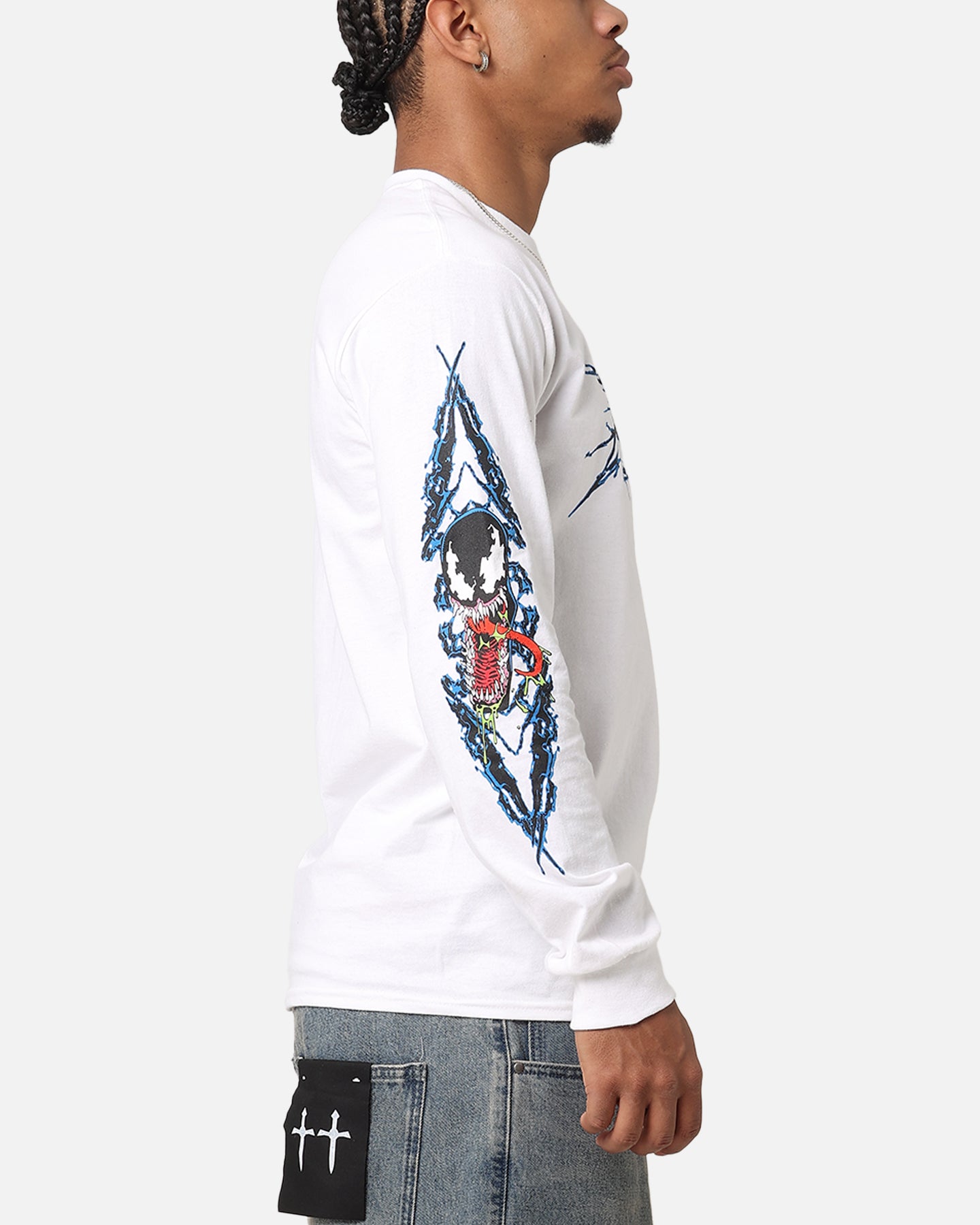 {product_title} - {shop_name}