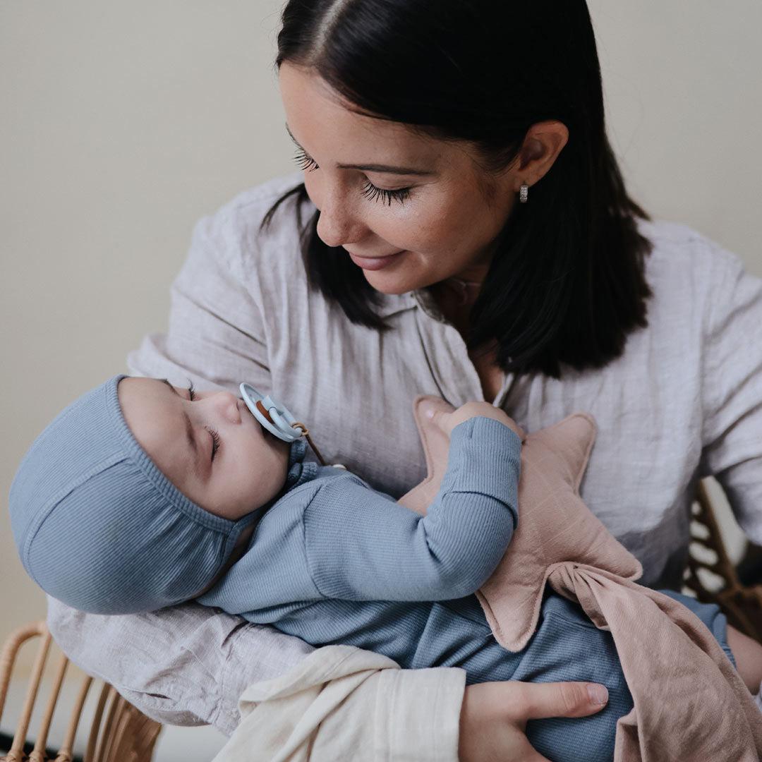  Mushie Ribbed Baby Bonnet - Tradewinds、mySite、merchandisen