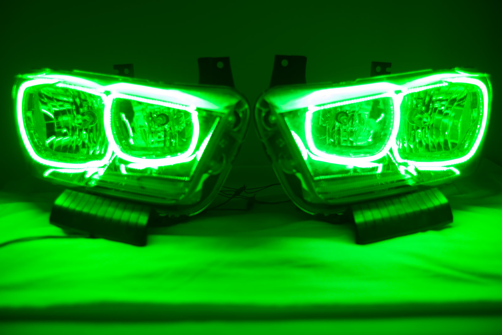 2011-2014 Dodge Charger Headlights - ORACLE Green LED Halo Kit Pre-Installed、mySite、nflplayoffbracketp