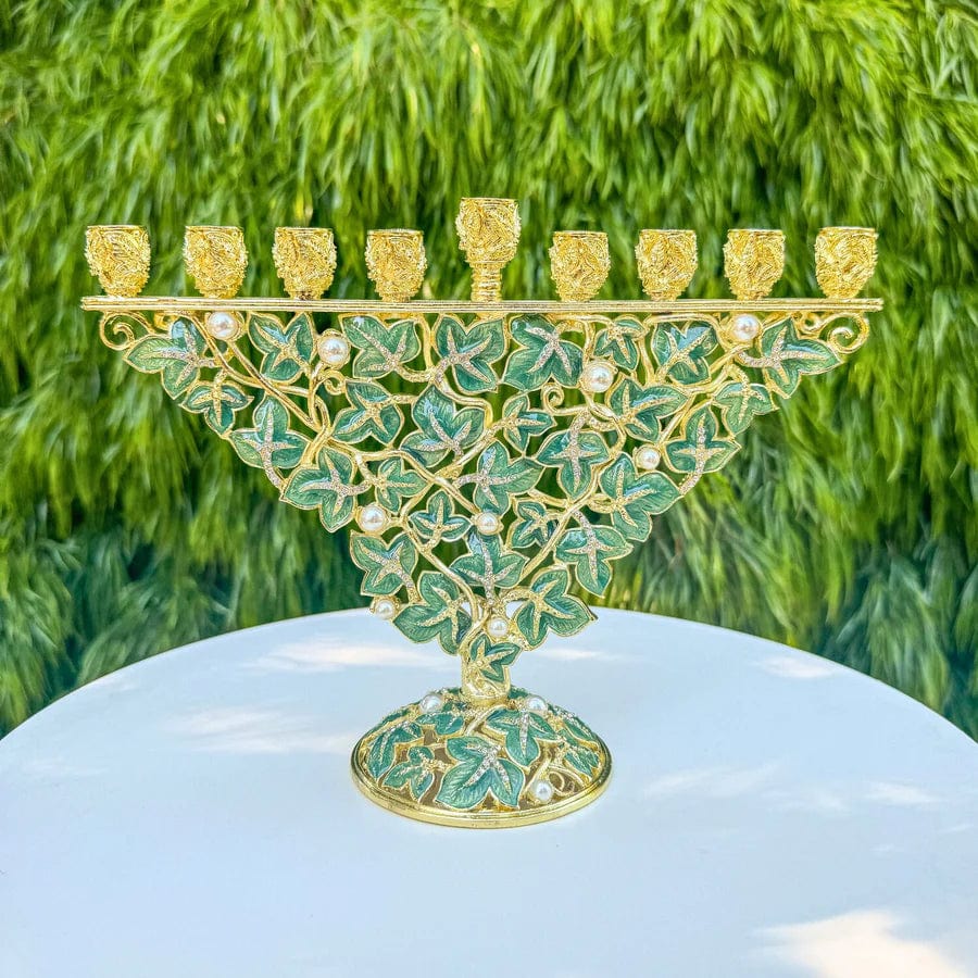 Ivy Menorah by Olivia Riegel、mySite、topwebapps